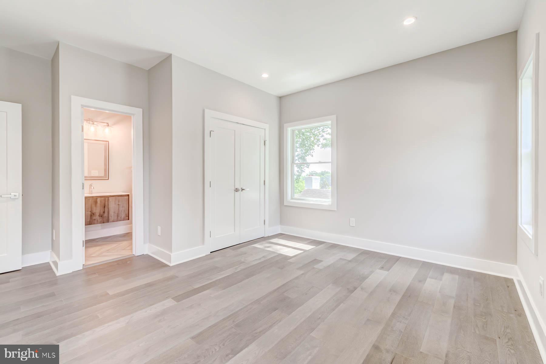 CRYSTAL SPRING KNOLLS - Residential