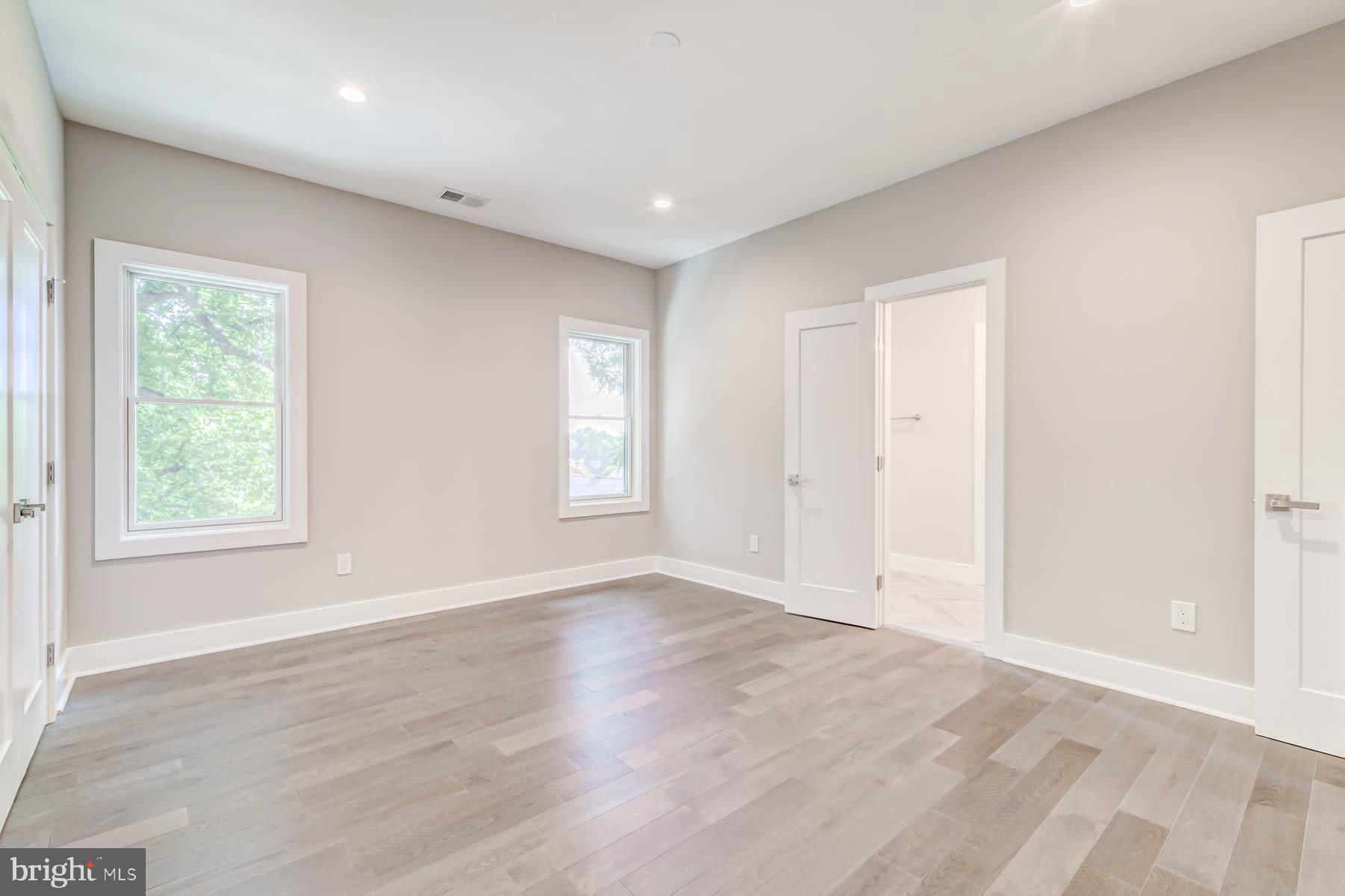 CRYSTAL SPRING KNOLLS - Residential