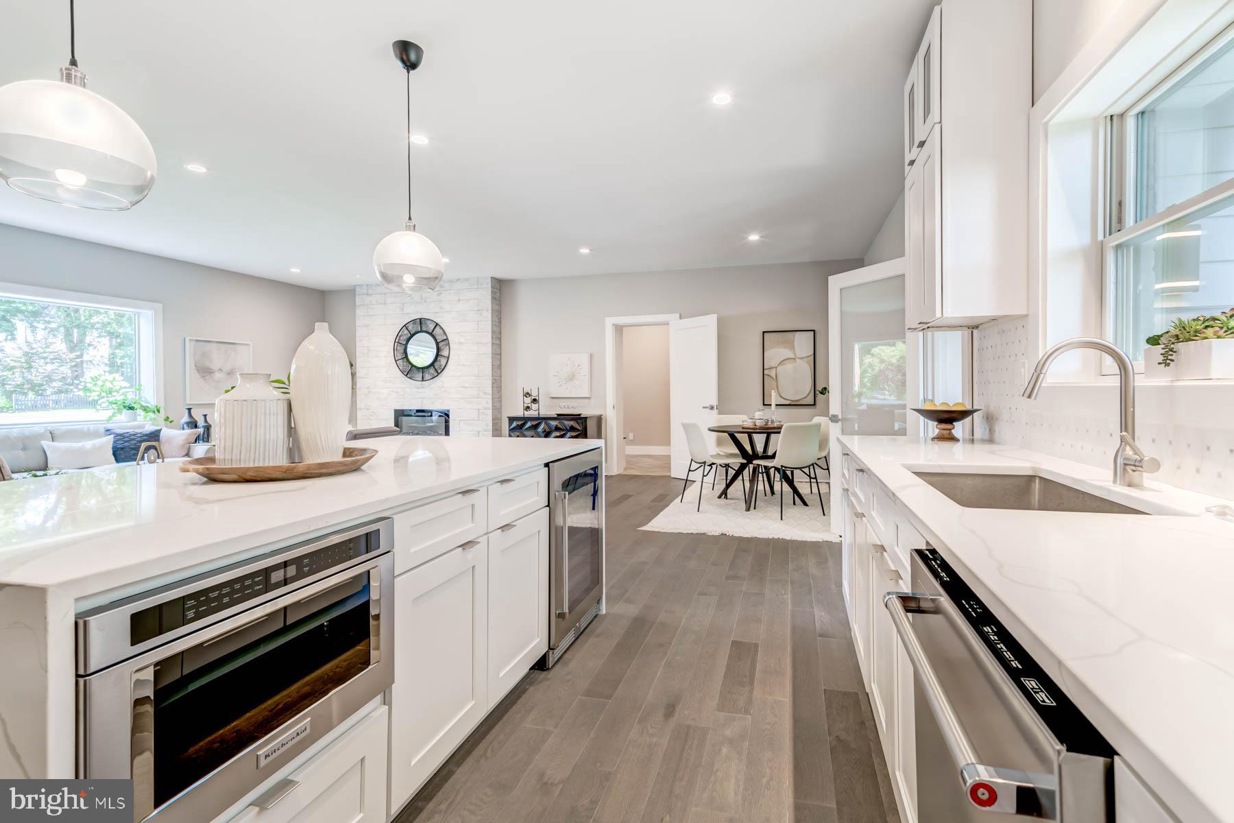 CRYSTAL SPRING KNOLLS - Residential