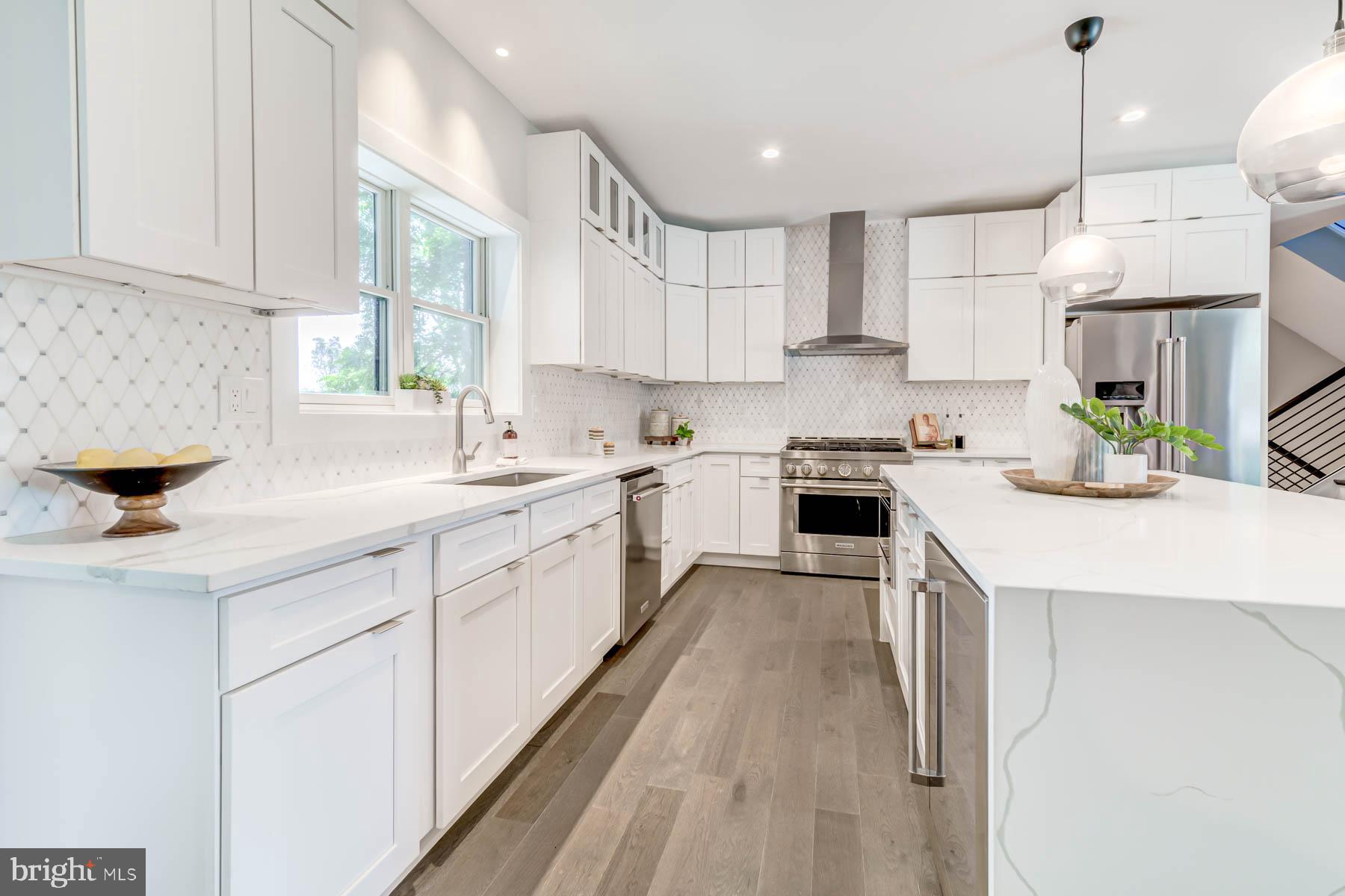 CRYSTAL SPRING KNOLLS - Residential