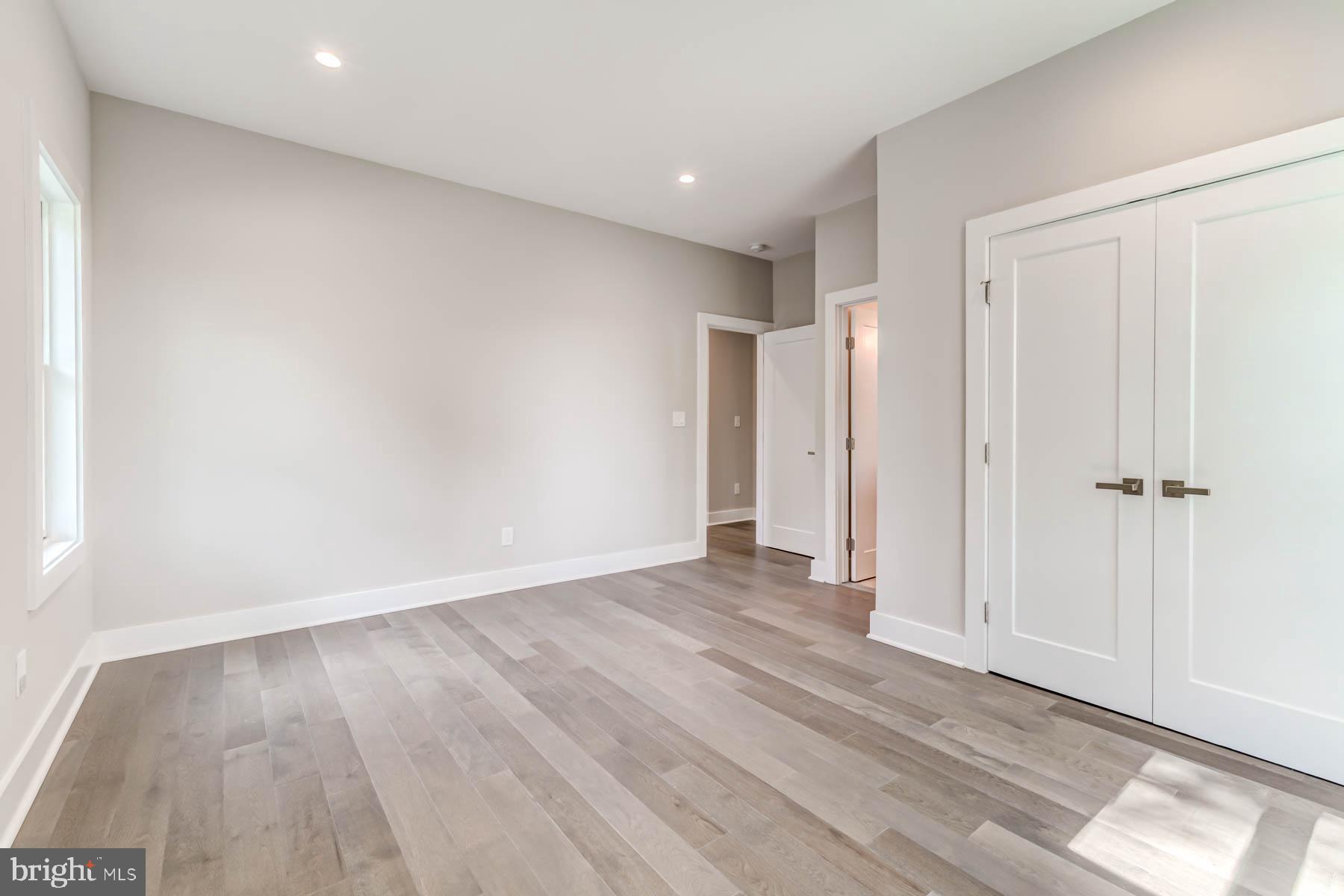 CRYSTAL SPRING KNOLLS - Residential