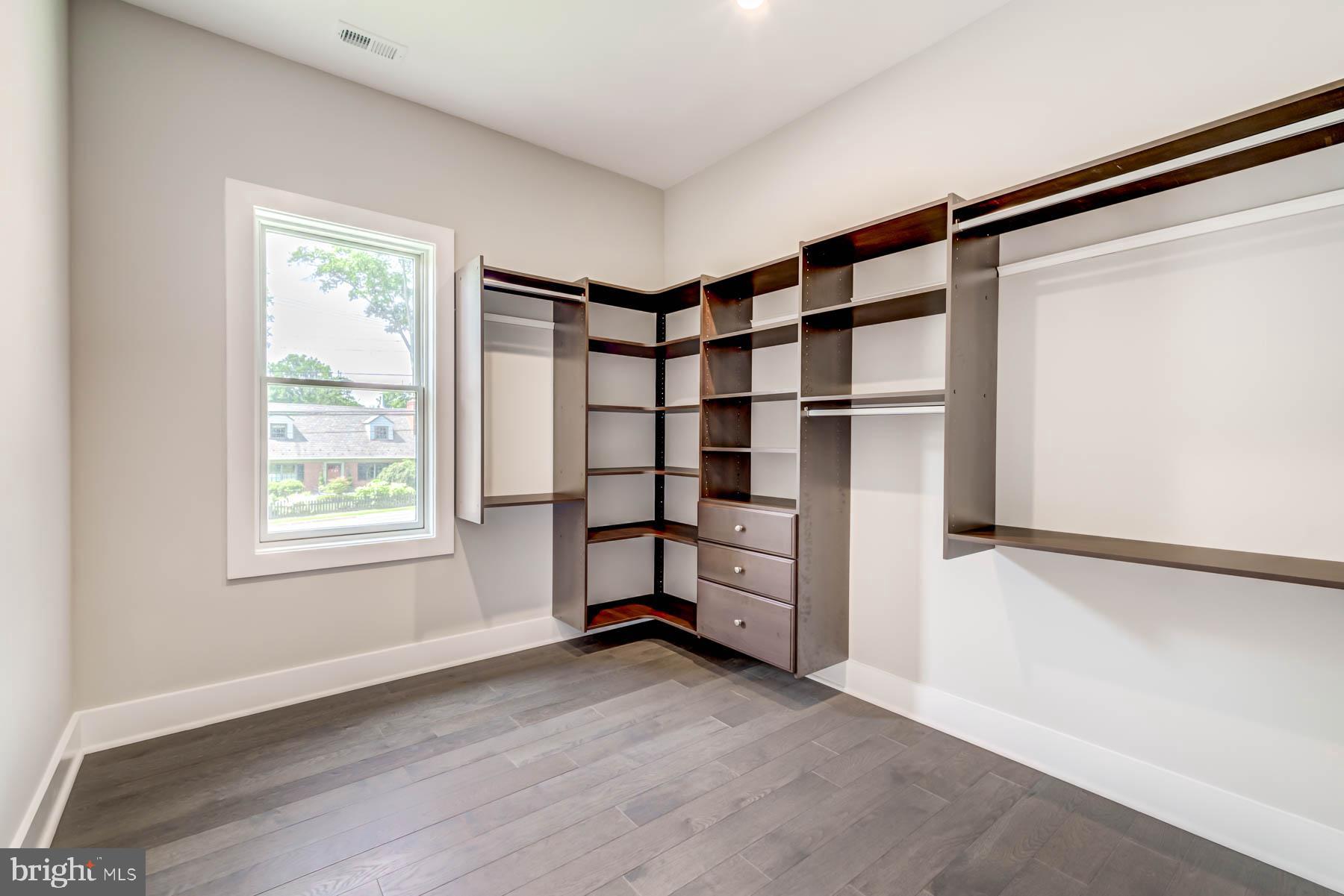 CRYSTAL SPRING KNOLLS - Residential