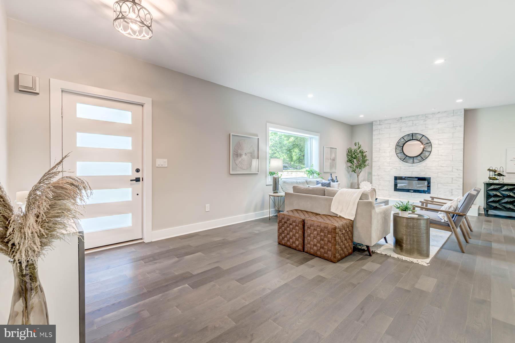 CRYSTAL SPRING KNOLLS - Residential