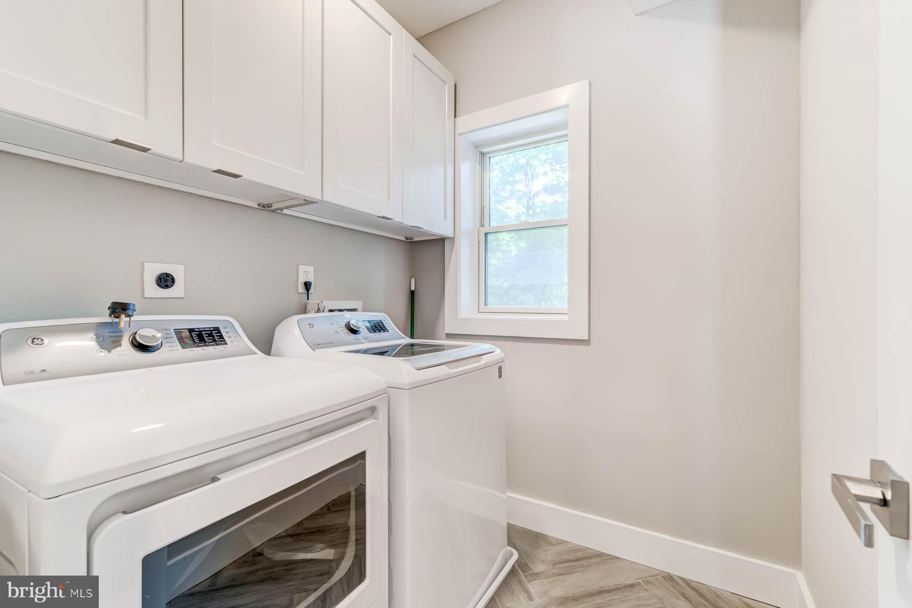 CRYSTAL SPRING KNOLLS - Residential