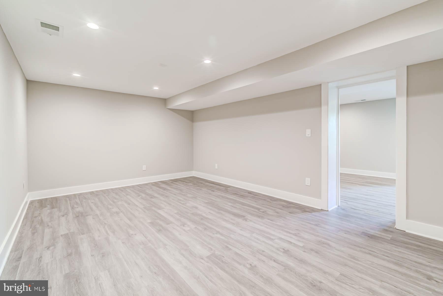 CRYSTAL SPRING KNOLLS - Residential