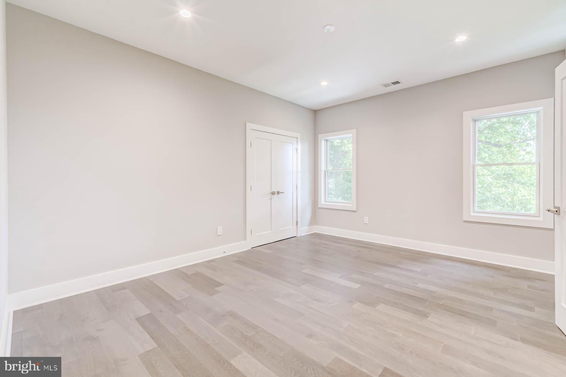 CRYSTAL SPRING KNOLLS - Residential