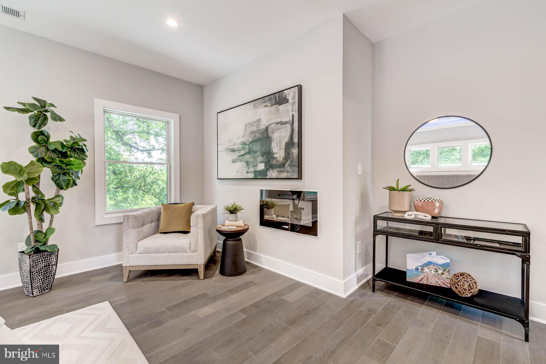 CRYSTAL SPRING KNOLLS - Residential