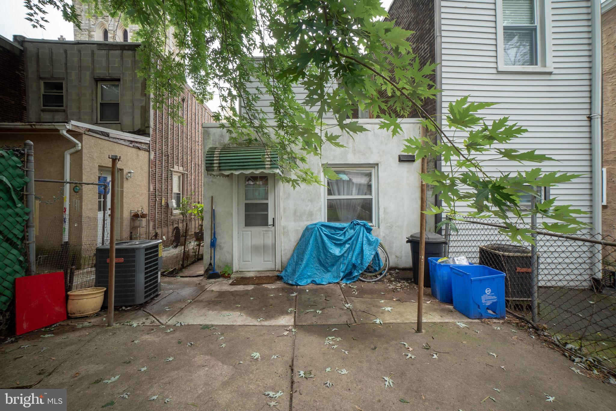 FISHTOWN - Residential Lease