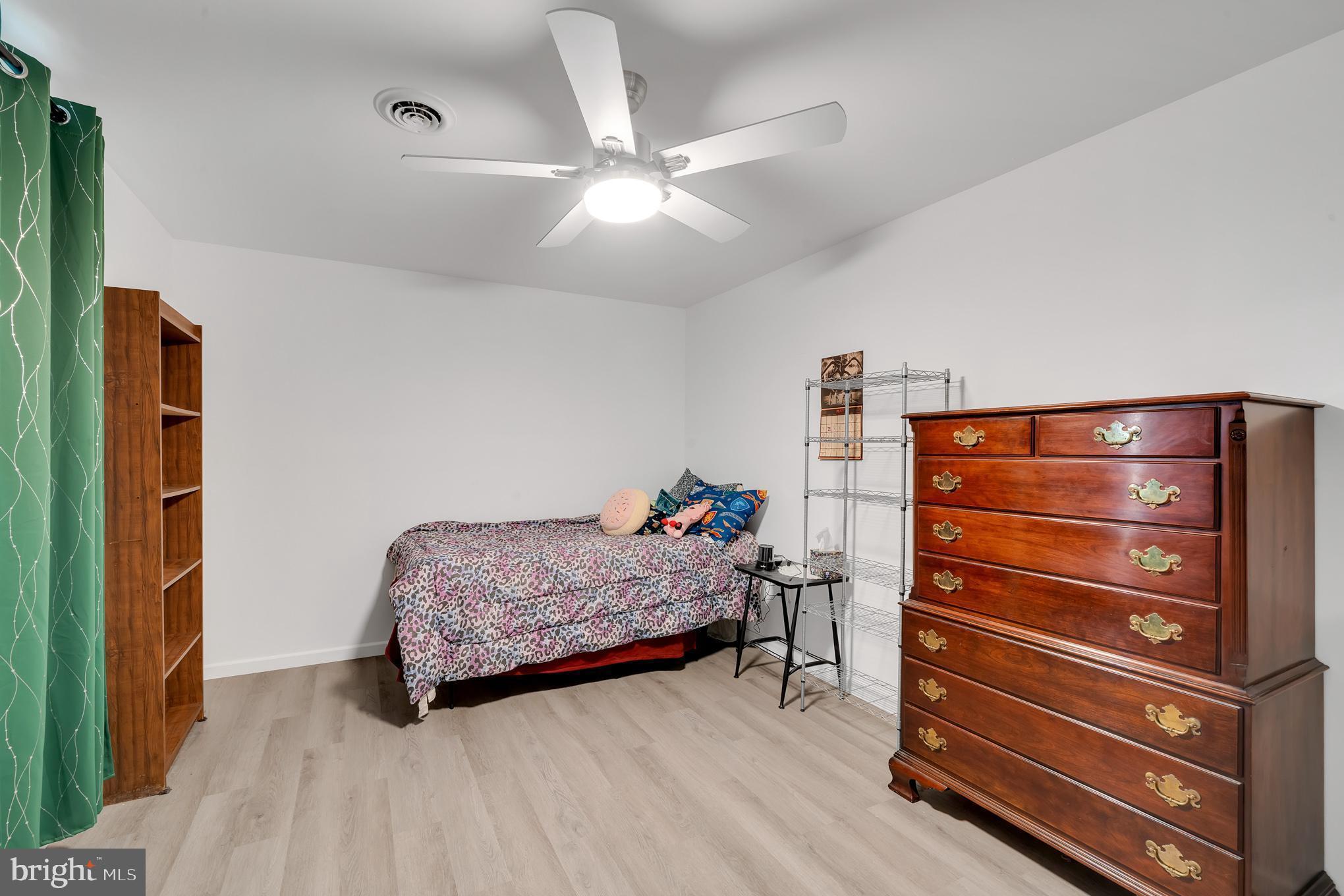 CUMBERLAND VILLAGE - Residential
