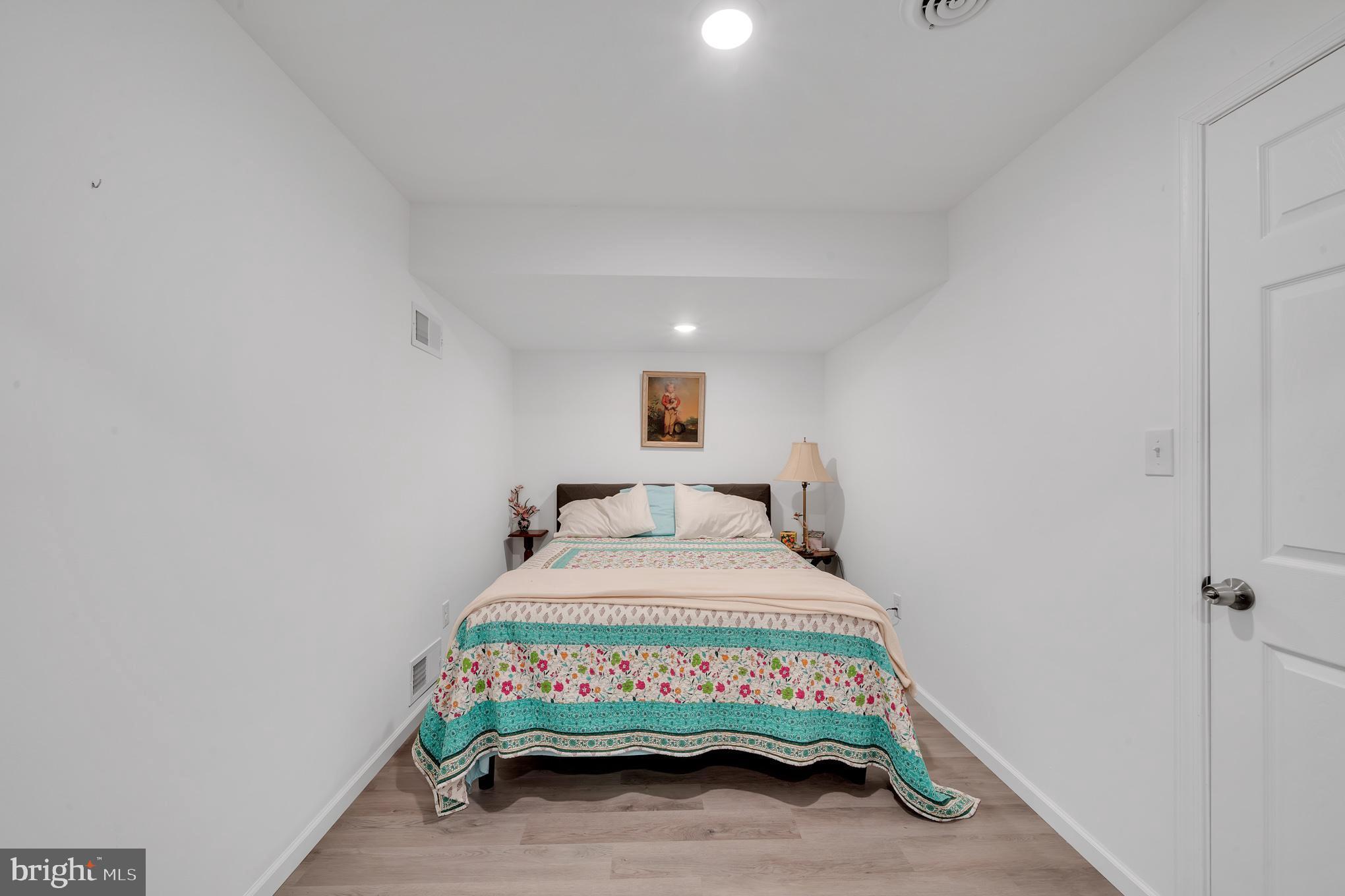 CUMBERLAND VILLAGE - Residential