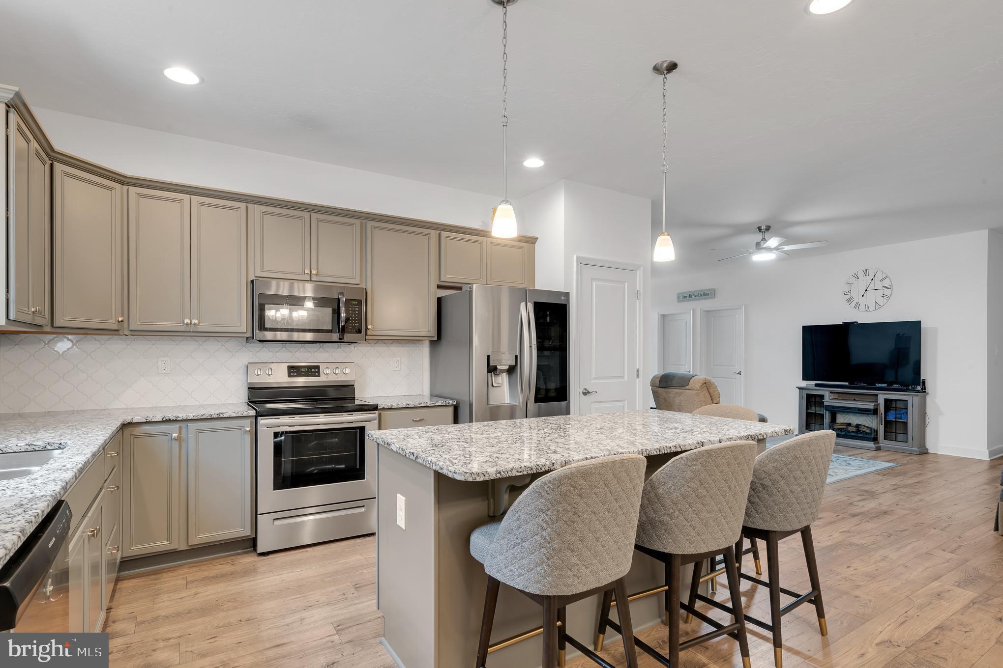CUMBERLAND VILLAGE - Residential