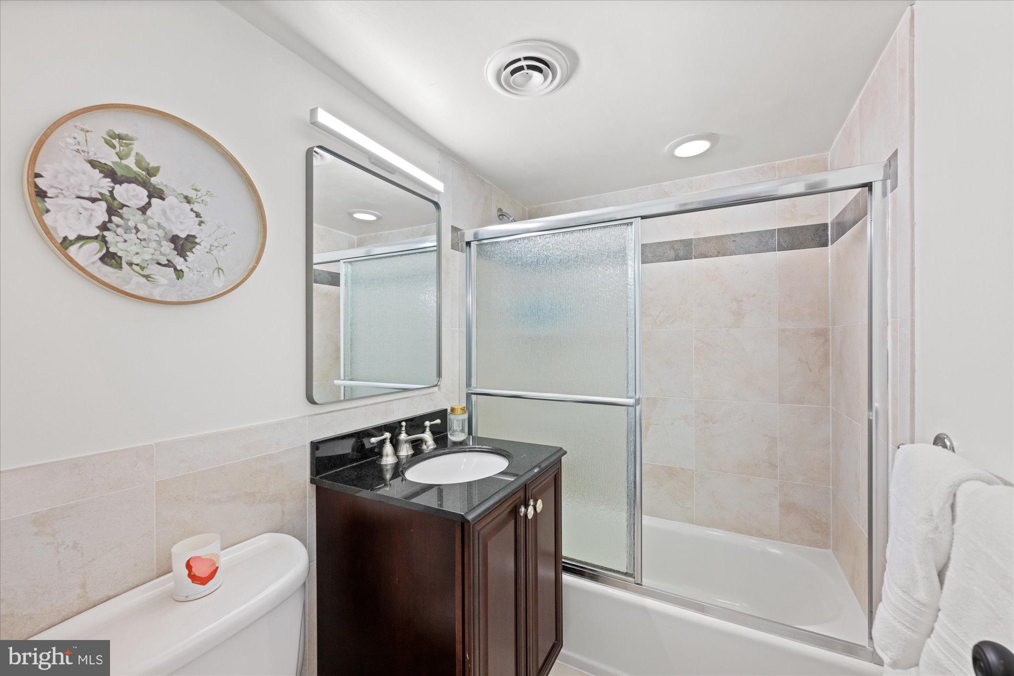 SPRING LAKE GARDEN CONDOMINIUM - Residential