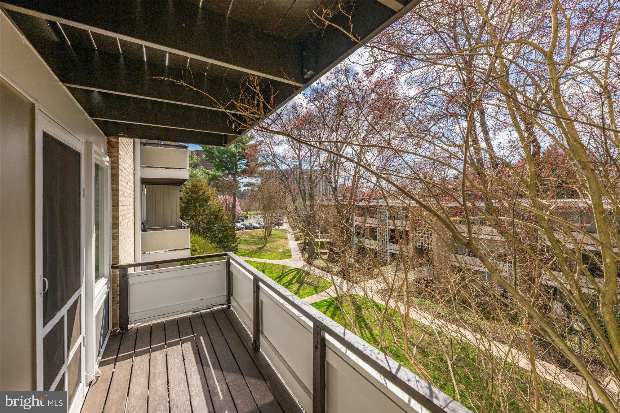 SPRING LAKE GARDEN CONDOMINIUM - Residential