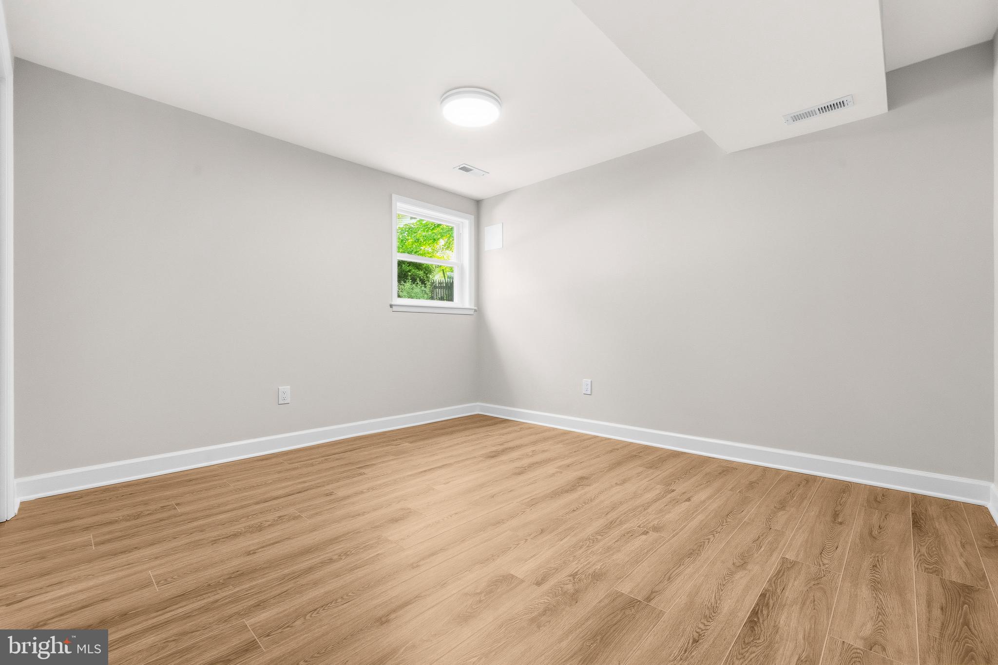 TILDEN WOODS - Residential