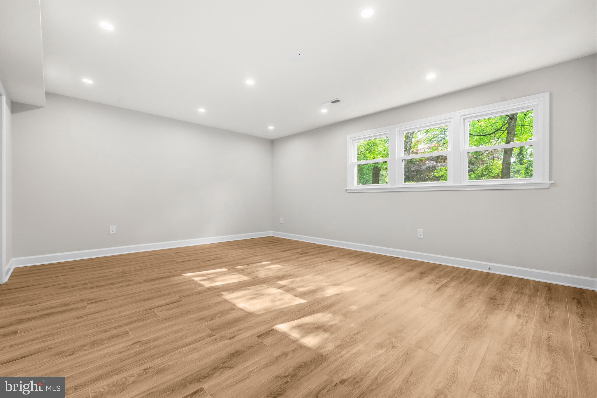 TILDEN WOODS - Residential