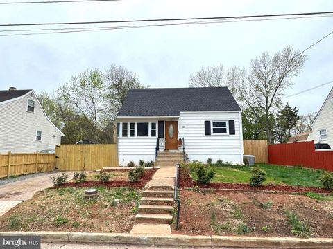 107 LUXOR STREET MANASSAS PARK VA 20111