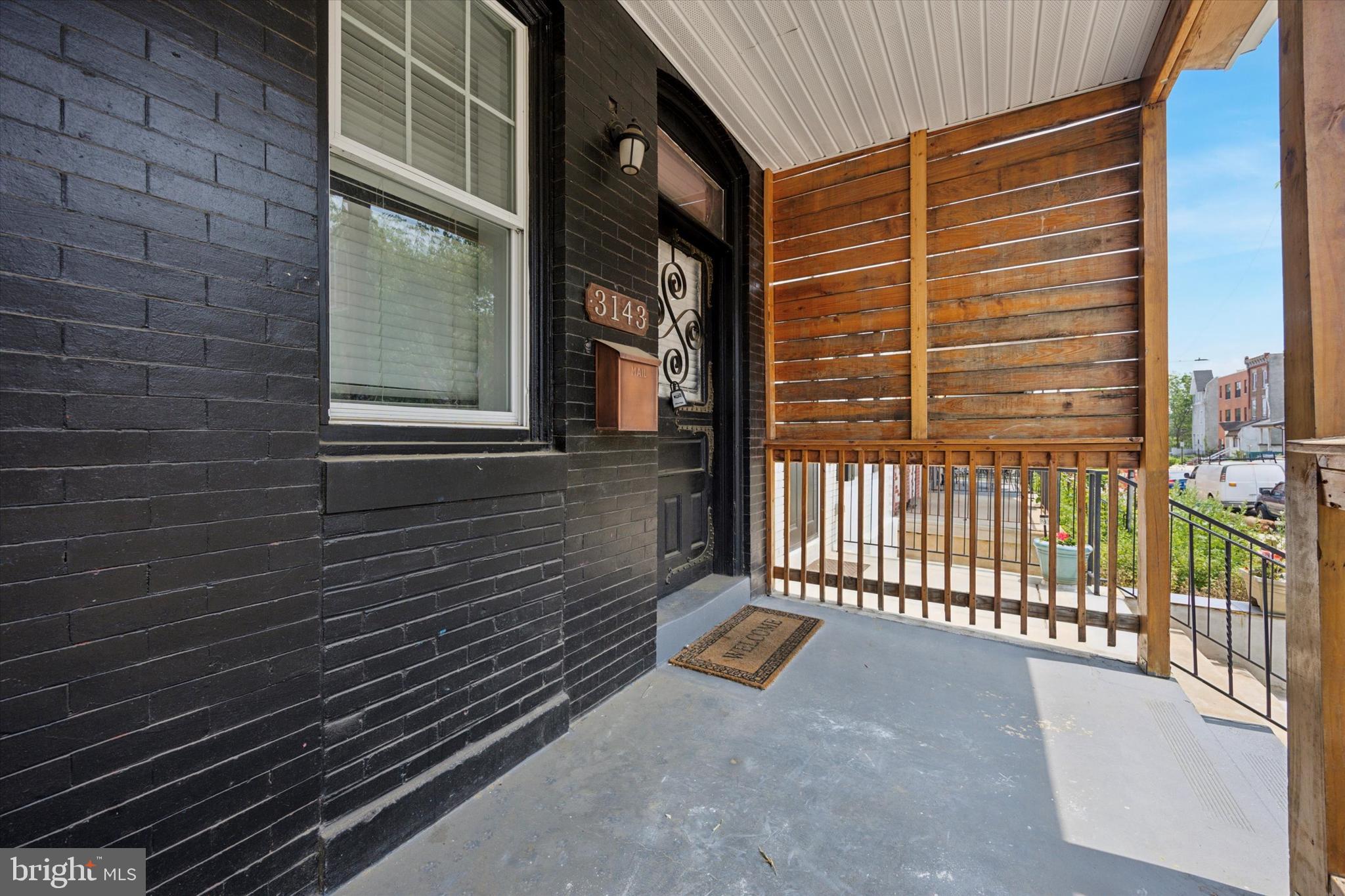 3143 CLIFFORD STREET