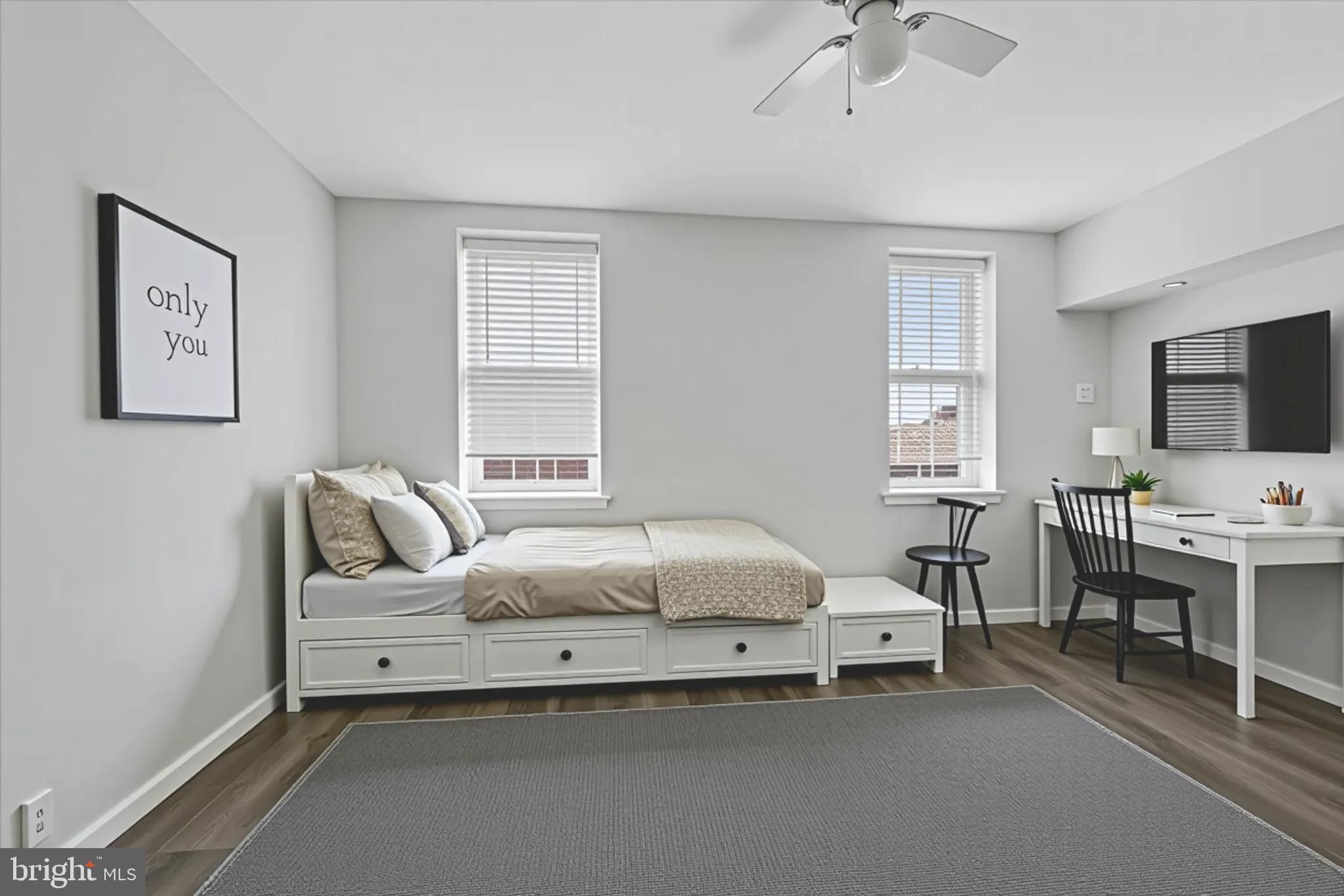 STRAWBERRY MANSION - Residential