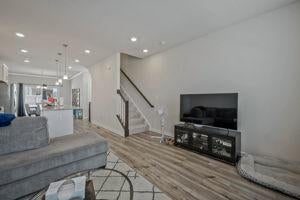 2766 LANHAM HILL CIRCLE