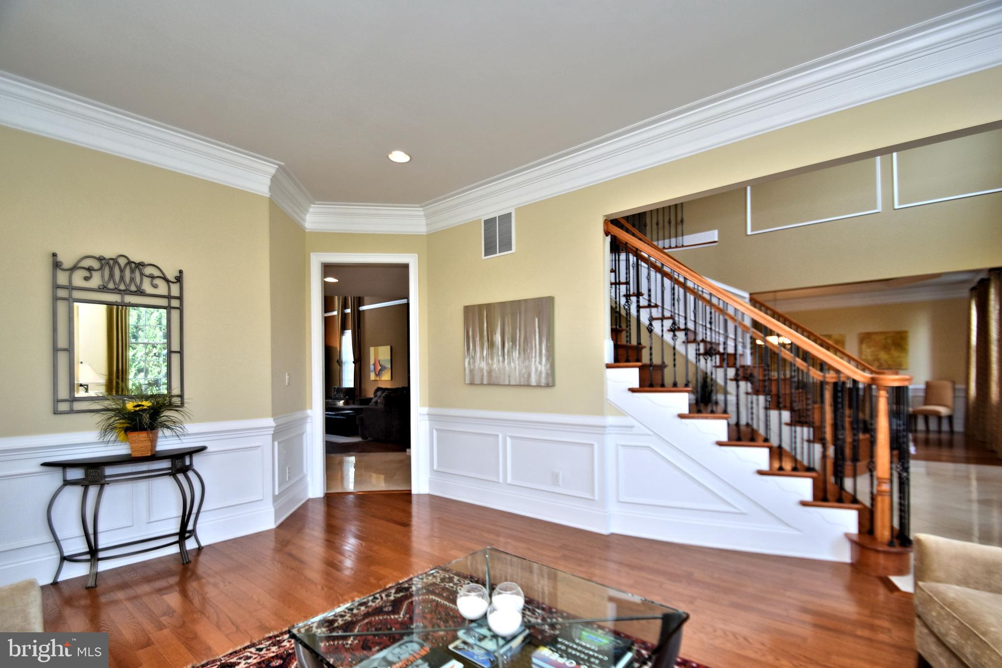 DUTCHESS FARM ESTS - Residential