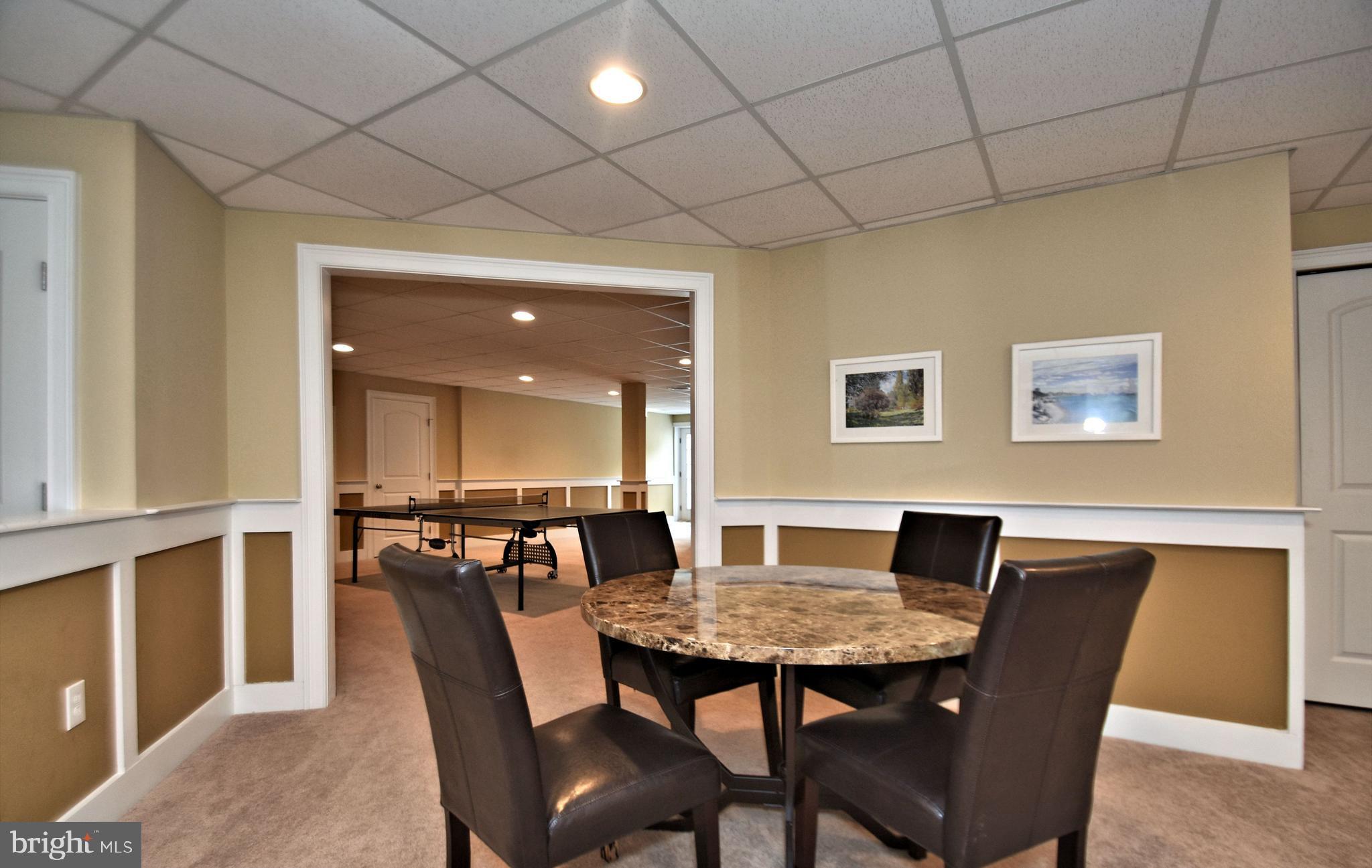 DUTCHESS FARM ESTS - Residential