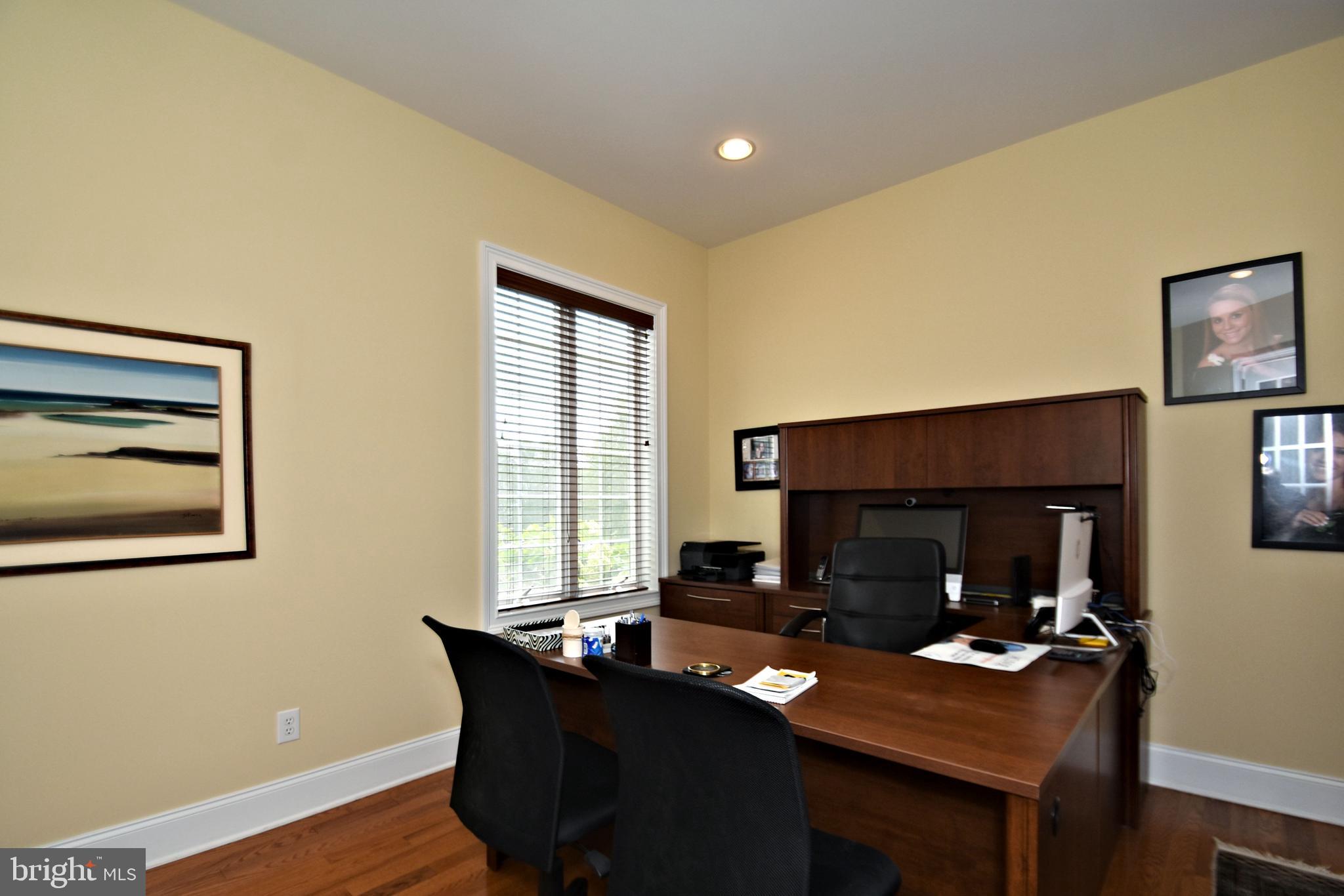 DUTCHESS FARM ESTS - Residential