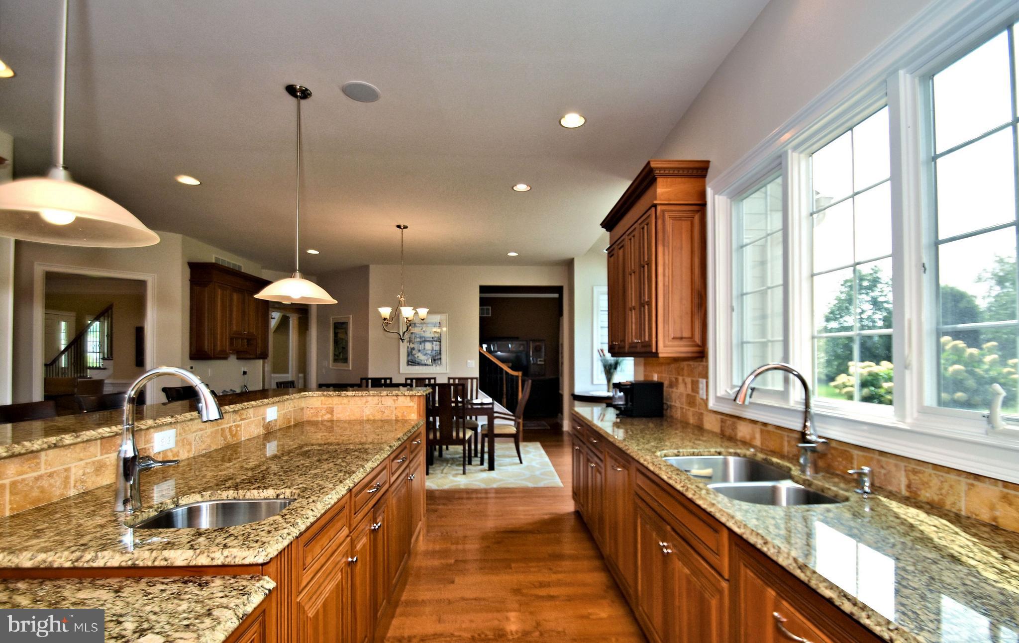 DUTCHESS FARM ESTS - Residential