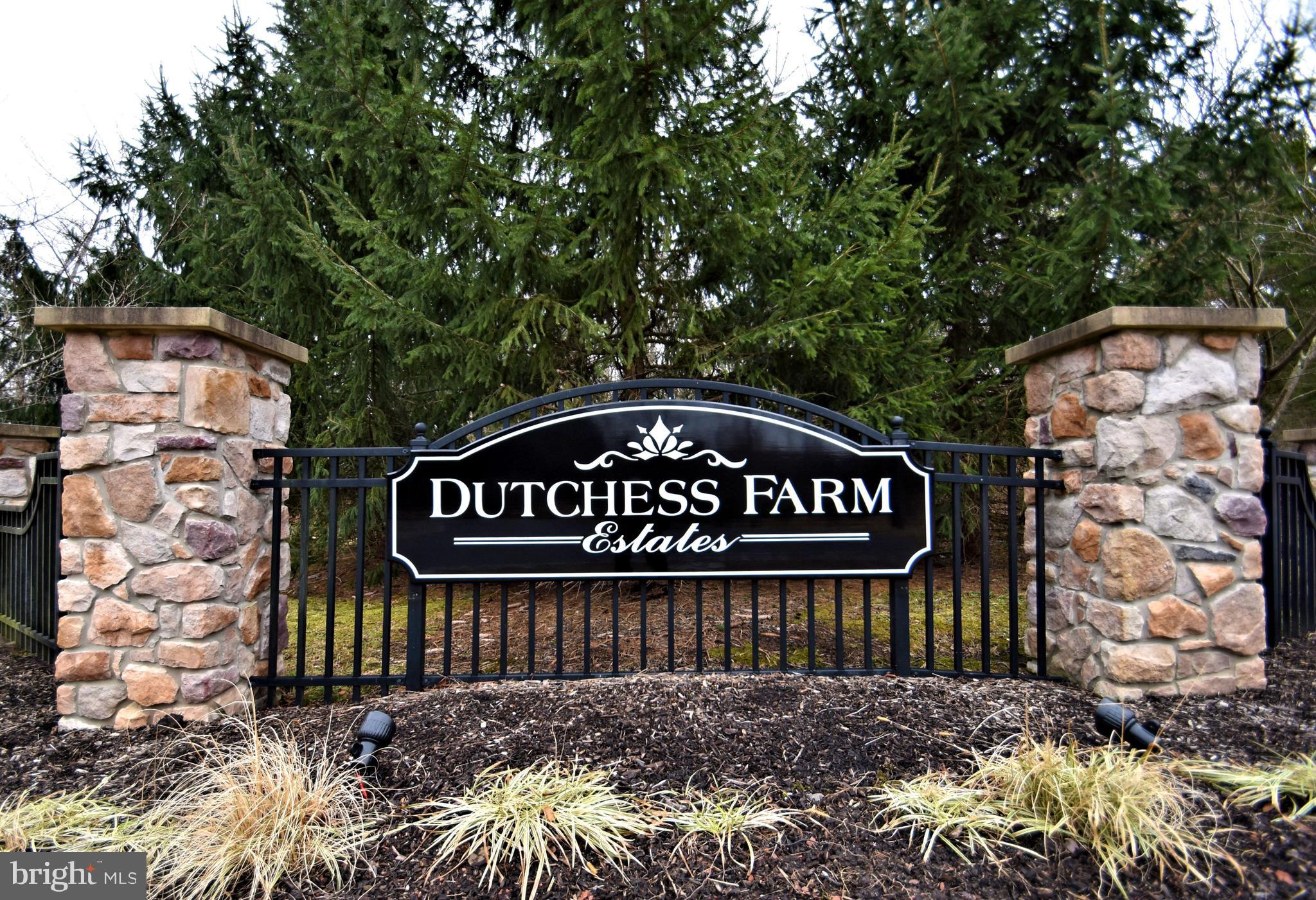 DUTCHESS FARM ESTS - Residential