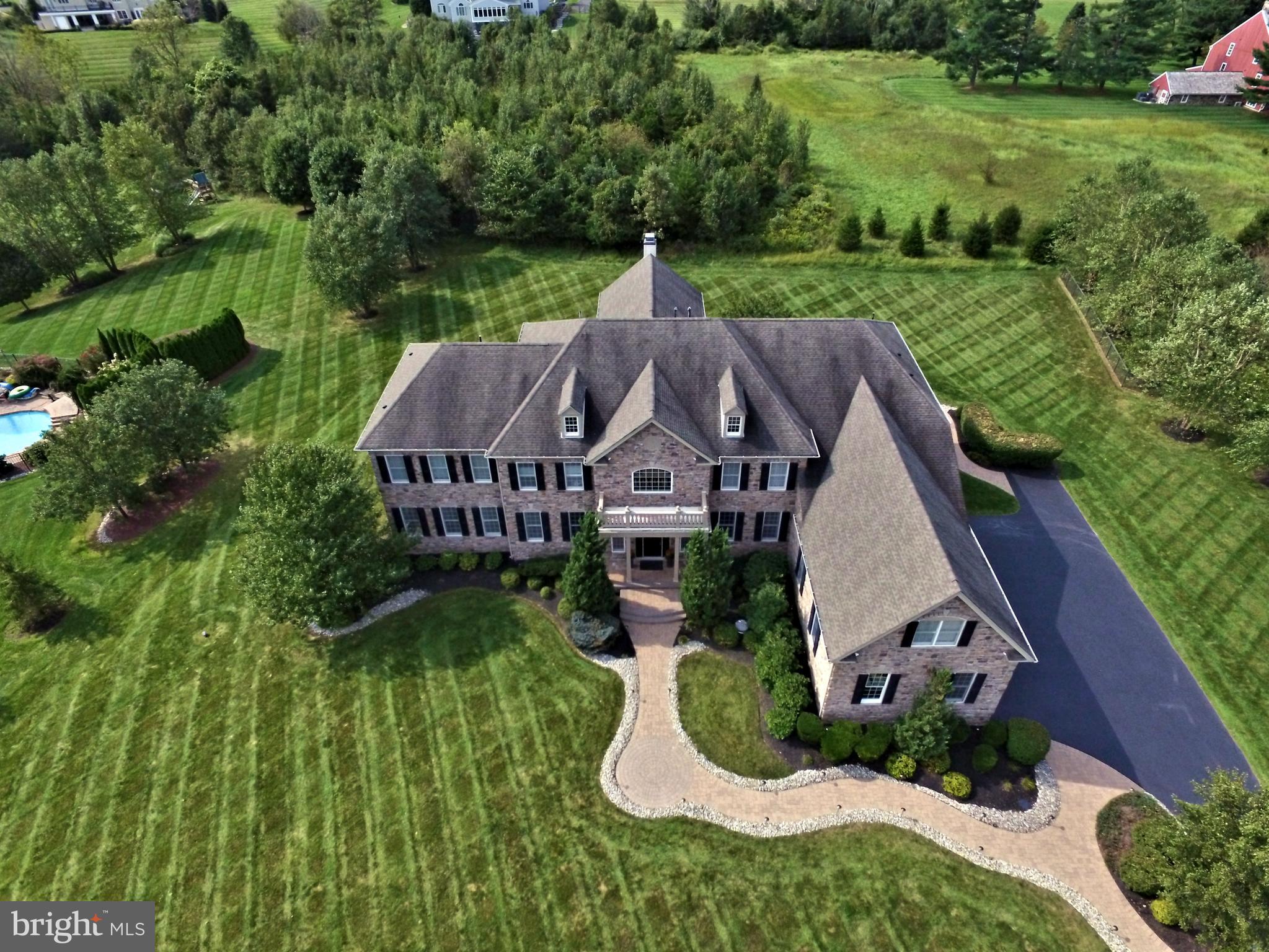 DUTCHESS FARM ESTS - Residential