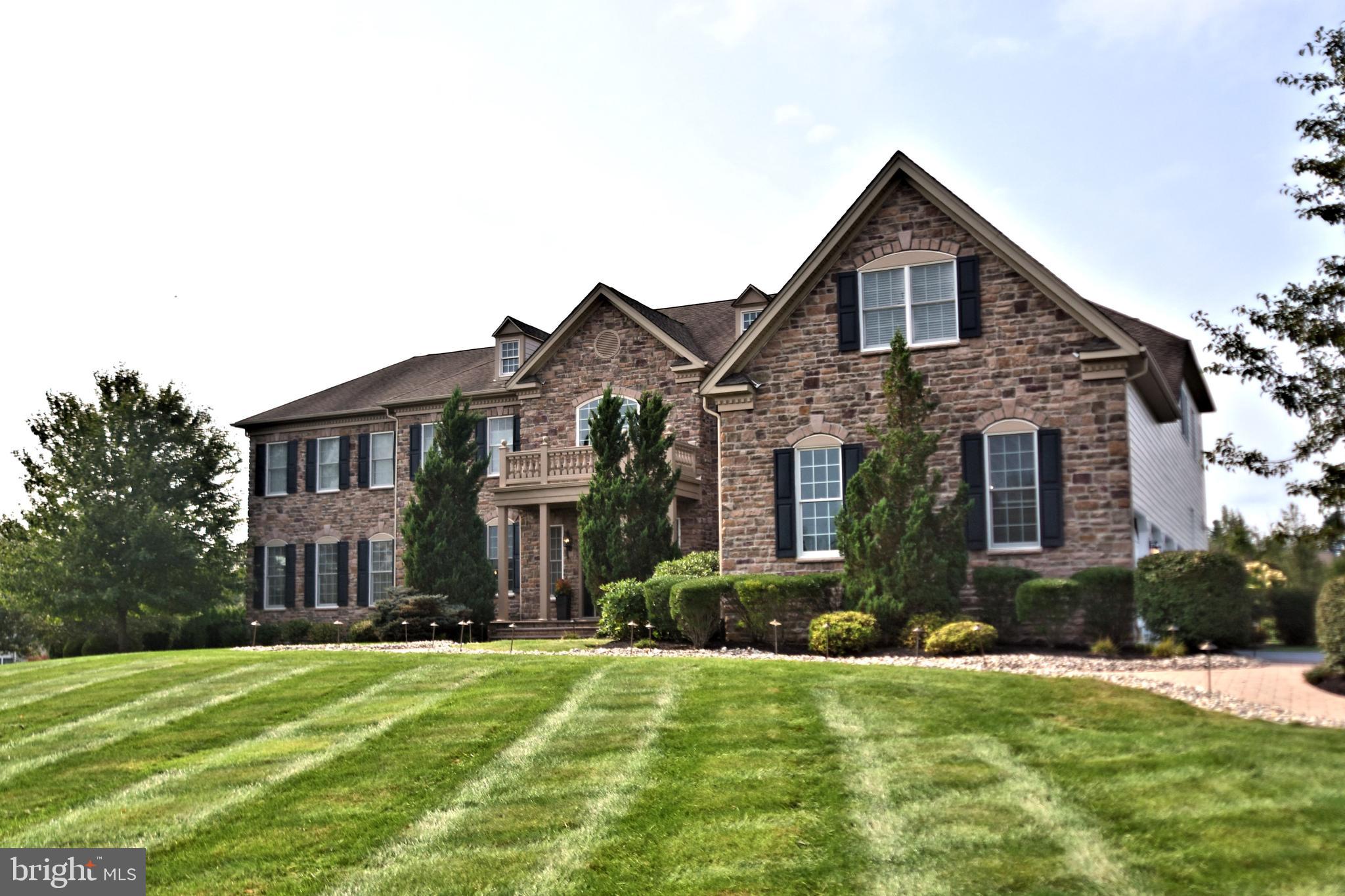 DUTCHESS FARM ESTS - Residential