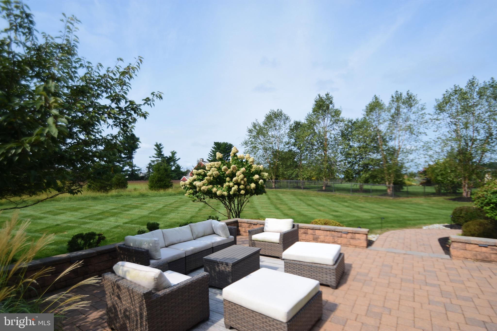 DUTCHESS FARM ESTS - Residential