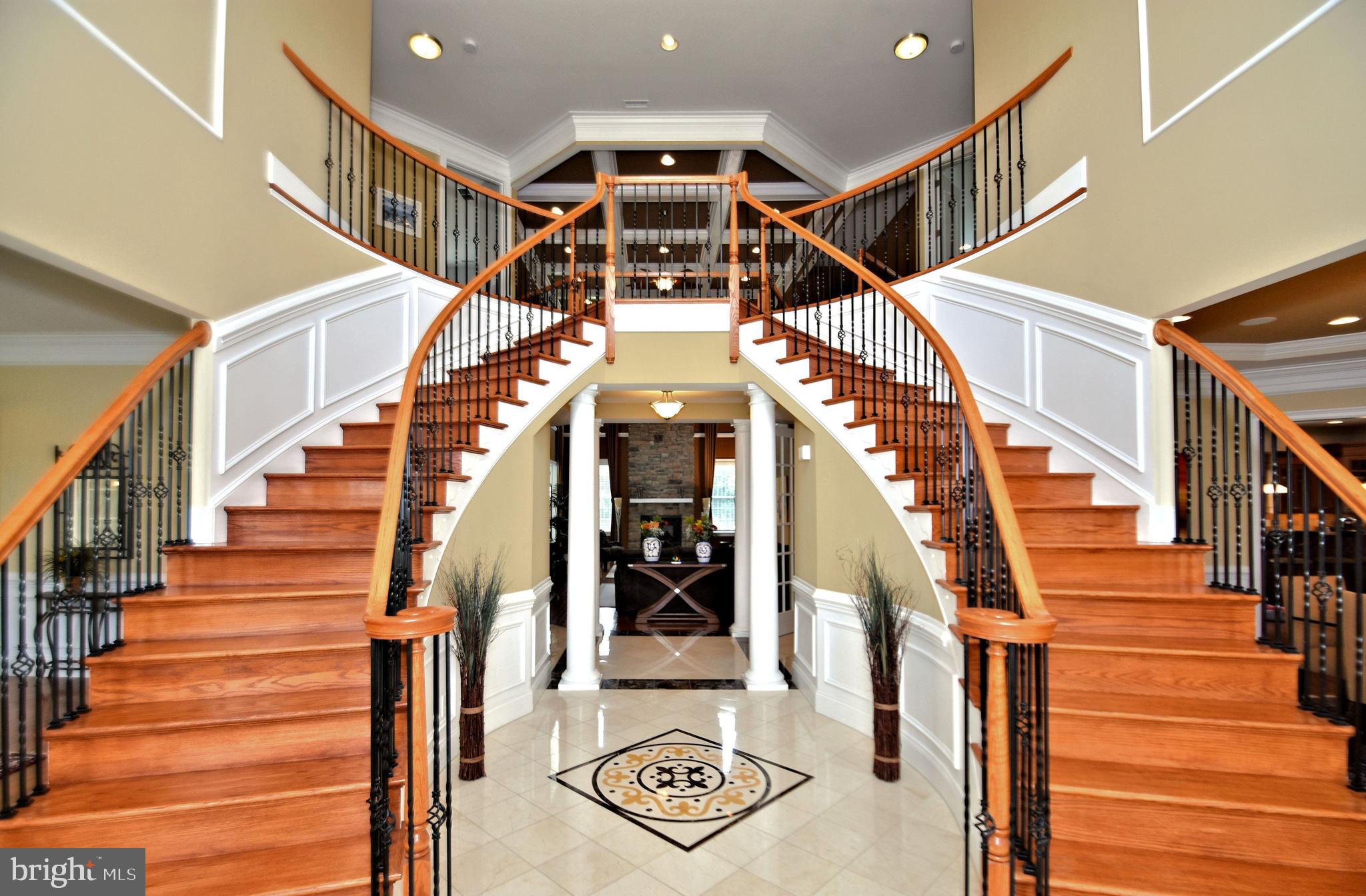 DUTCHESS FARM ESTS - Residential