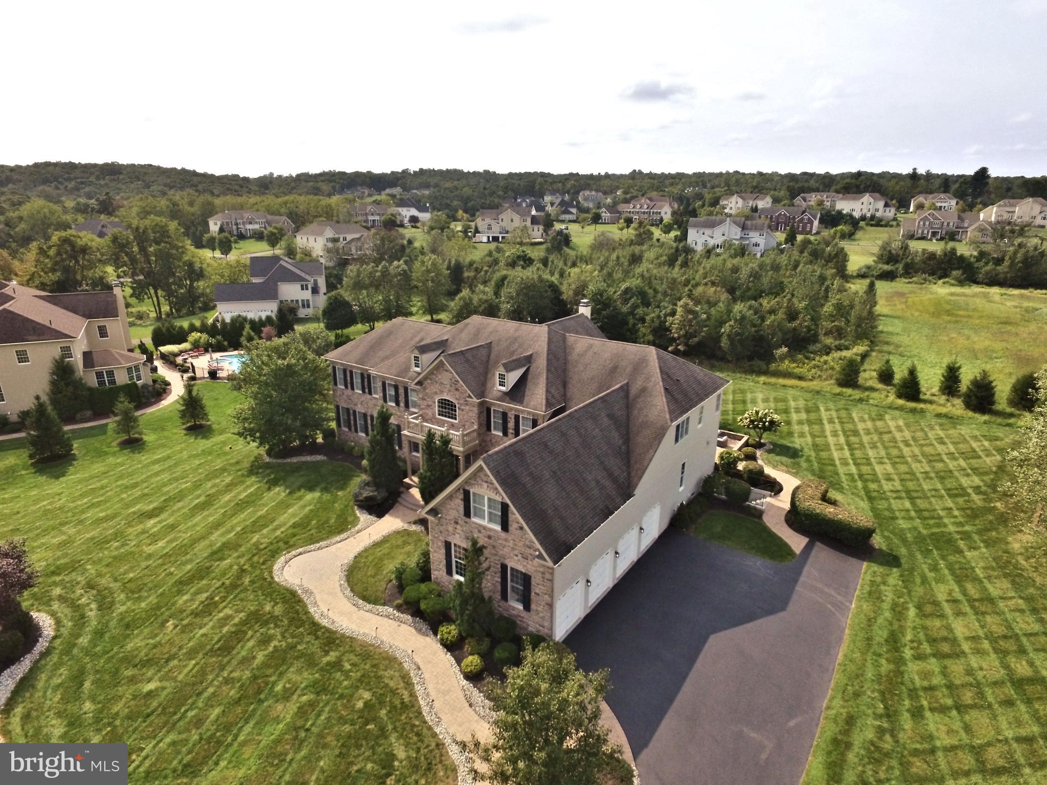 DUTCHESS FARM ESTS - Residential