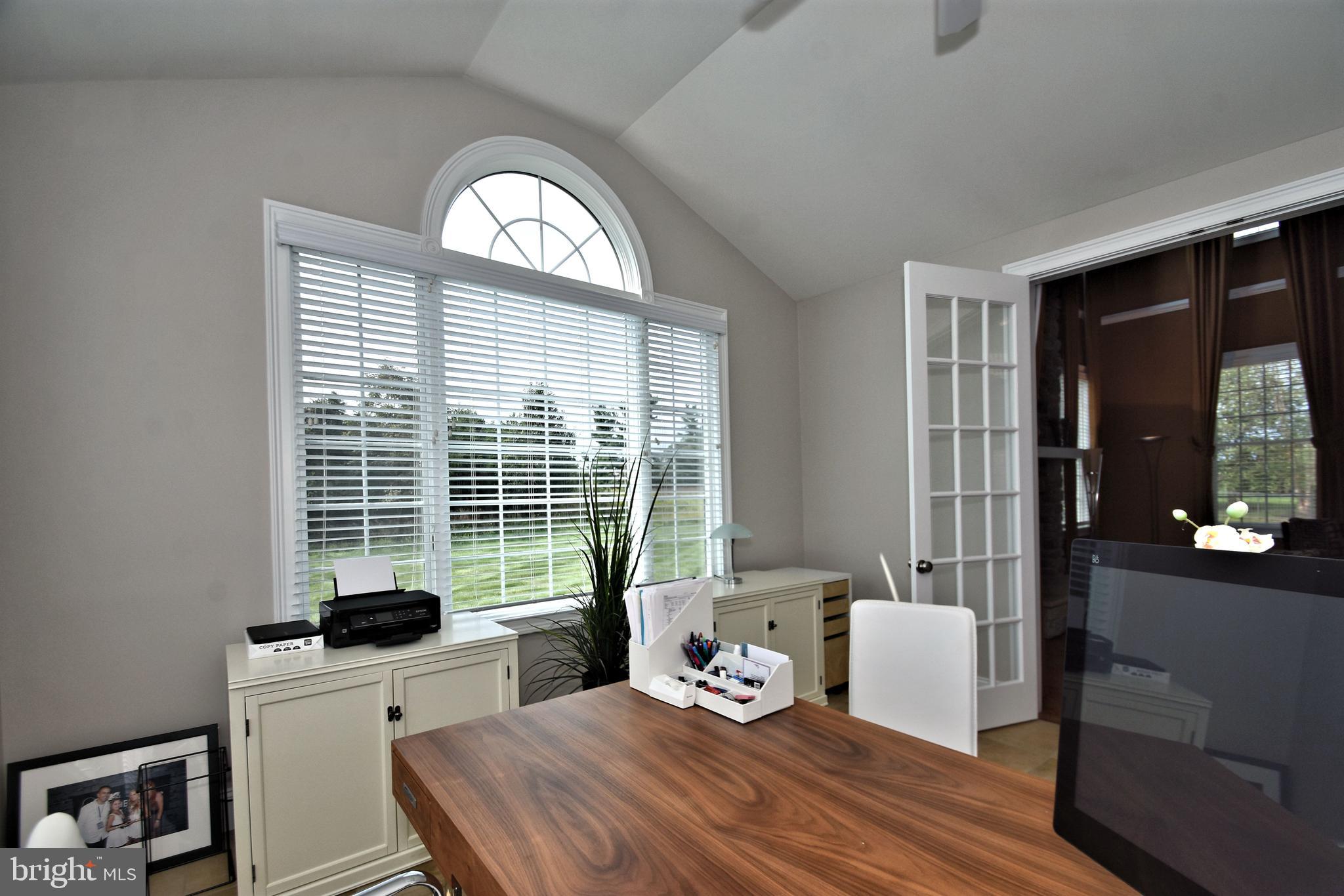 DUTCHESS FARM ESTS - Residential