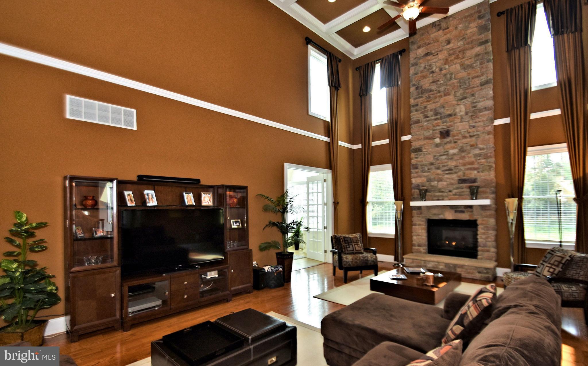 DUTCHESS FARM ESTS - Residential