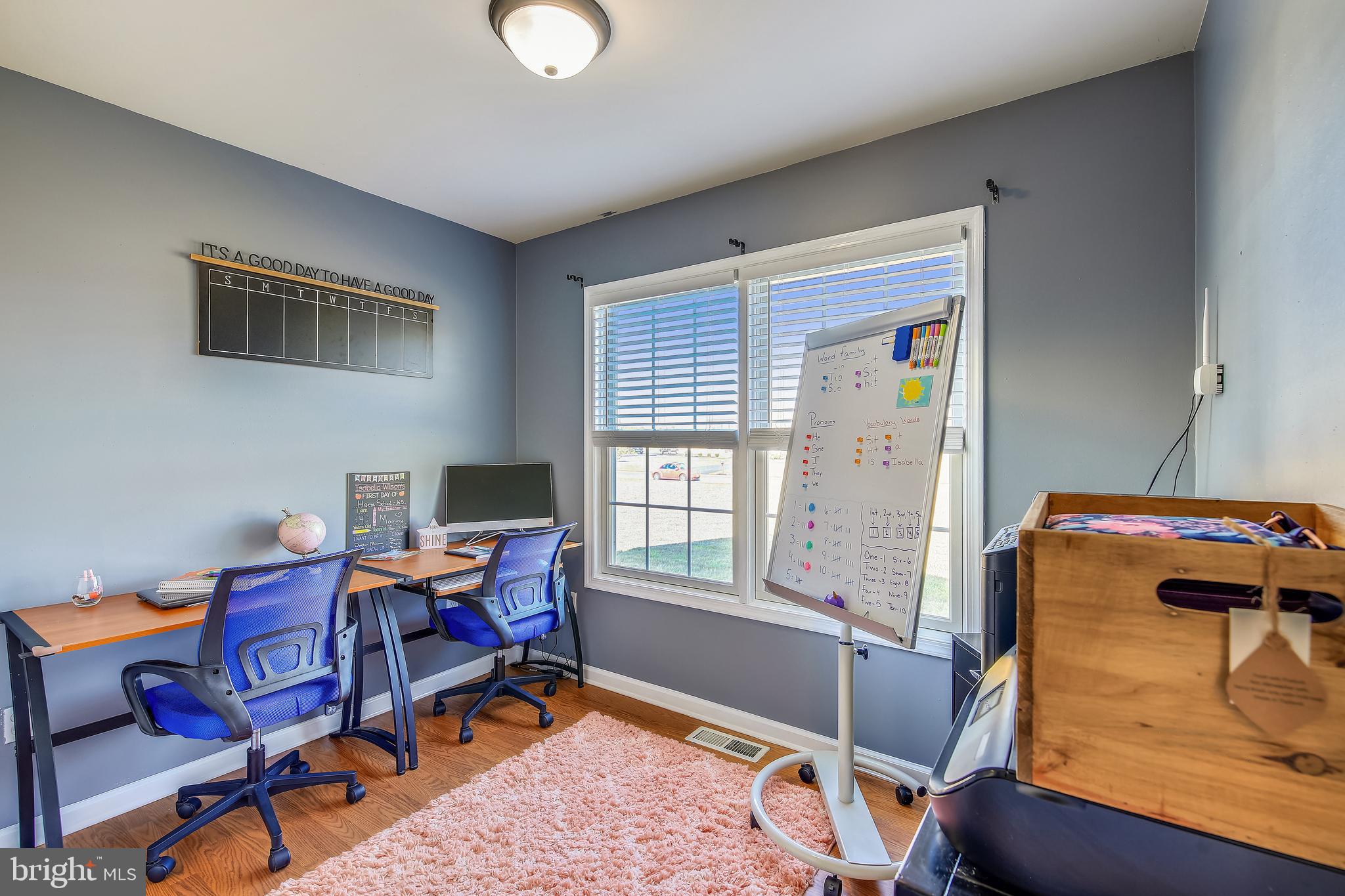 MOCKING BIRD - Residential