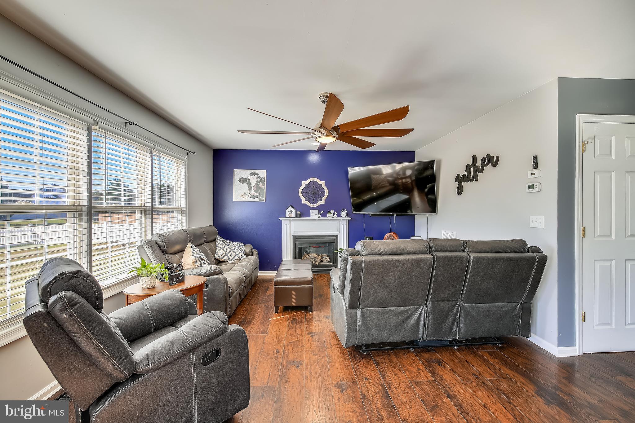 MOCKING BIRD - Residential