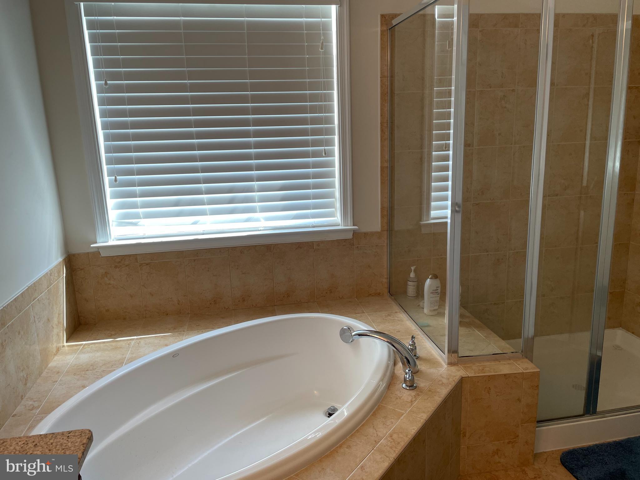 ALEXANDERS CHASE - Residential Lease