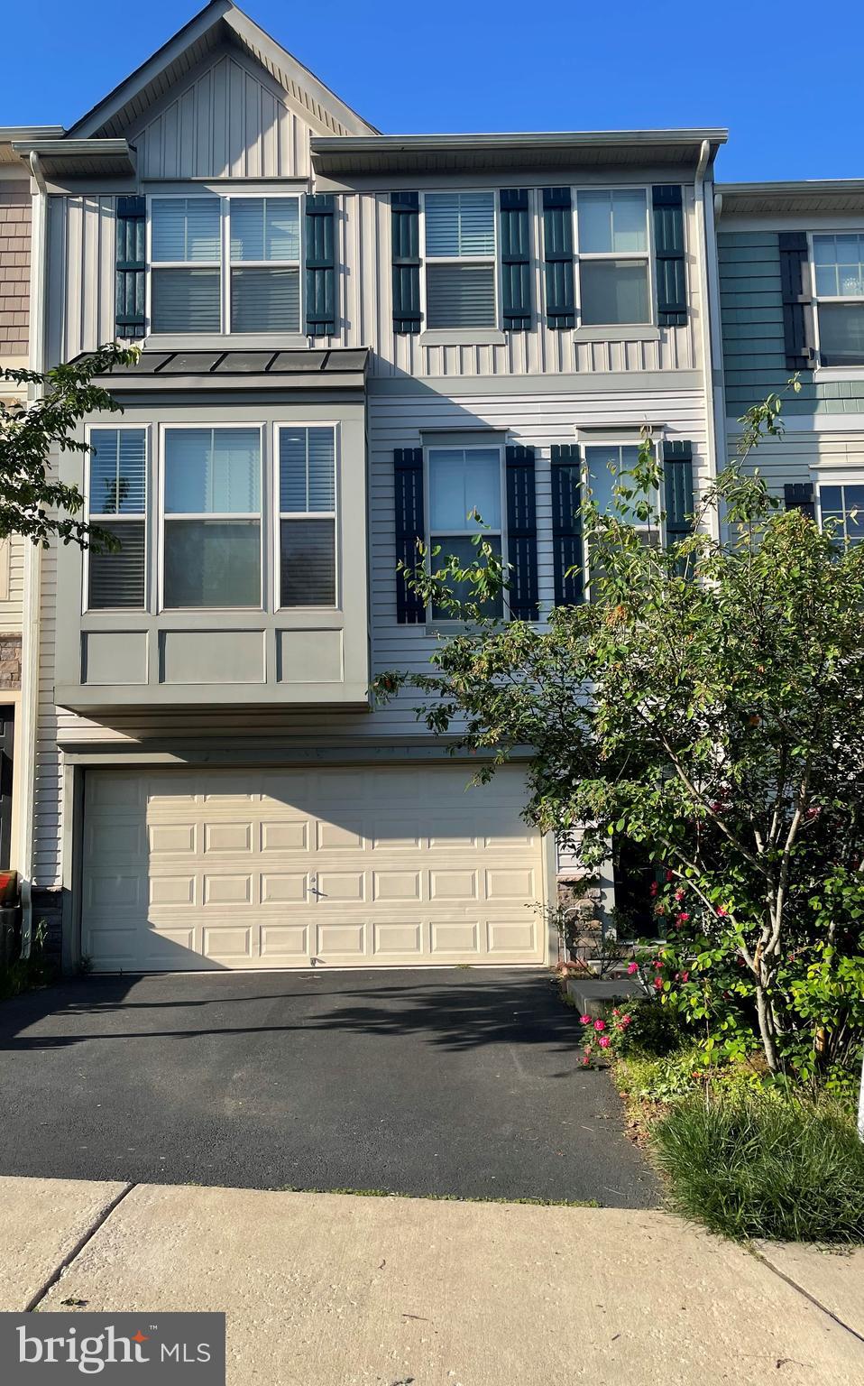 Well maintained 4 Bedroom, 3.5 bath, 2 car garage townhome in highly sought after location. Features include - Hardwood Floors, Stainless Steel appliances, Granite counters, Upgraded Cabinets, Trex Deck, Fenced Backyard, Large Master Suite with Luxury Bath and Walk-in Closet, Upstairs laundry, Recessed Lighting and more. Great Location.