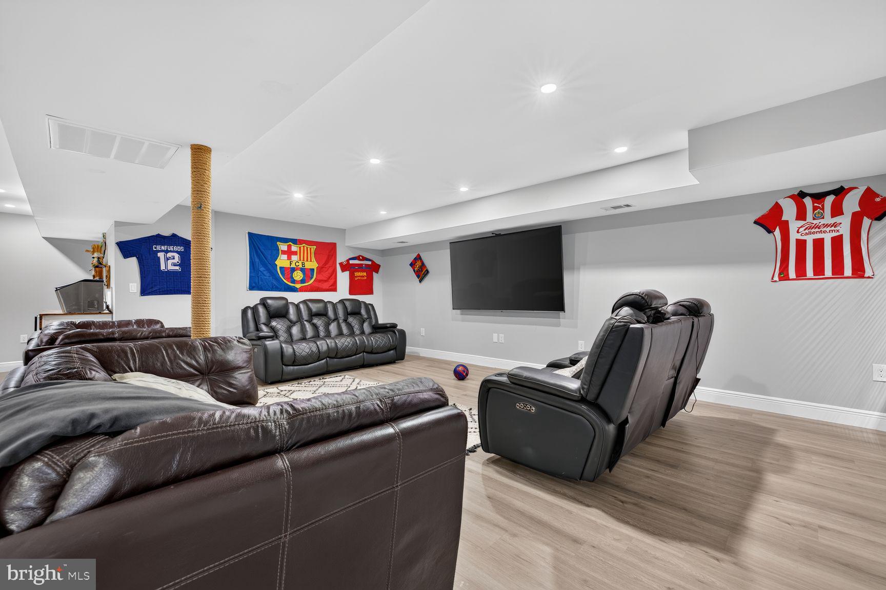 8001 MILLS MANOR COURT