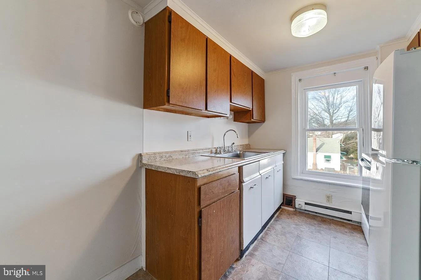 301 E VINE STREET
