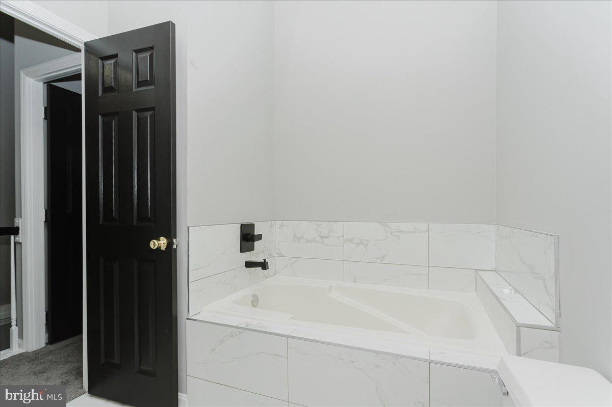 RUSSETT - Residential