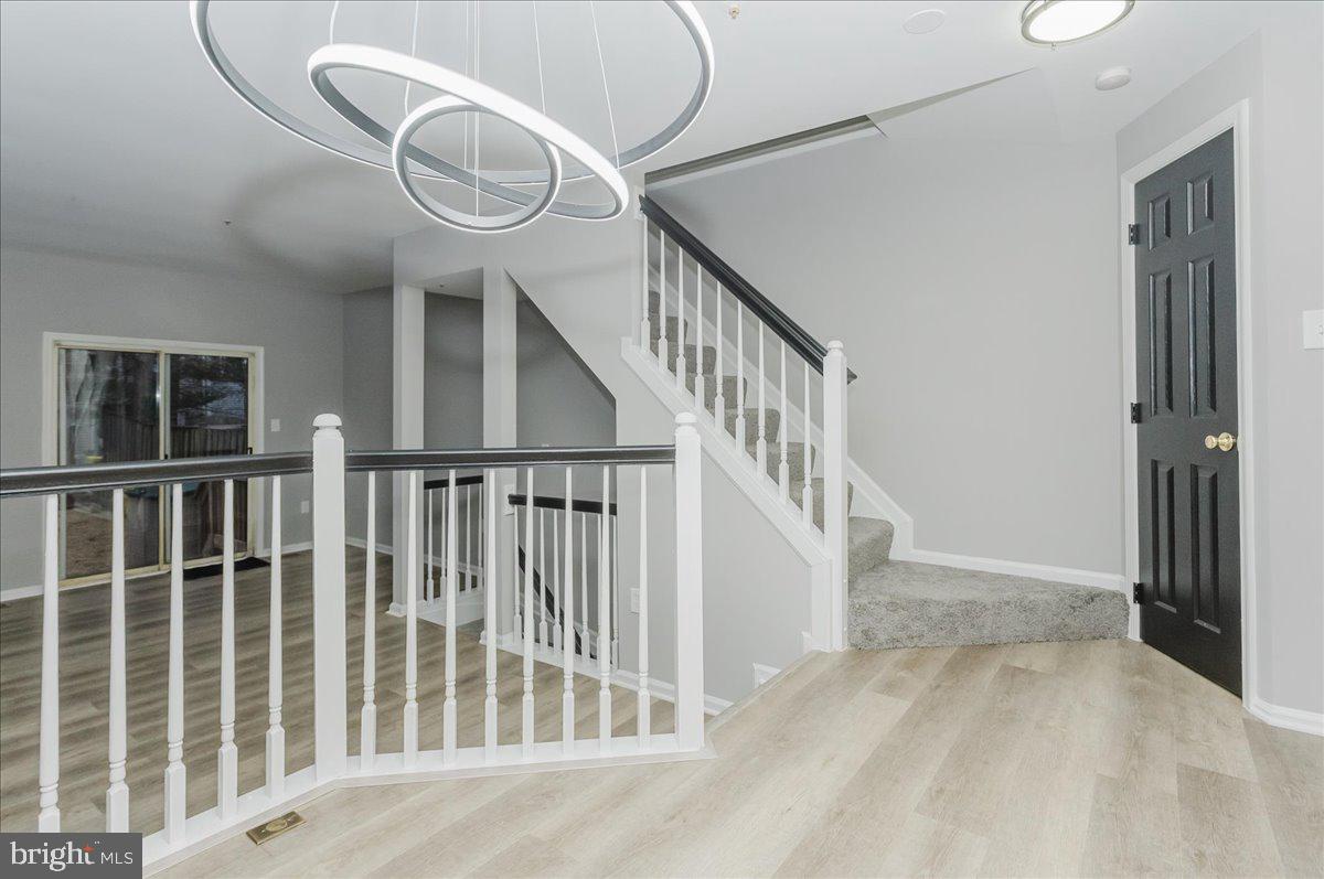 RUSSETT - Residential