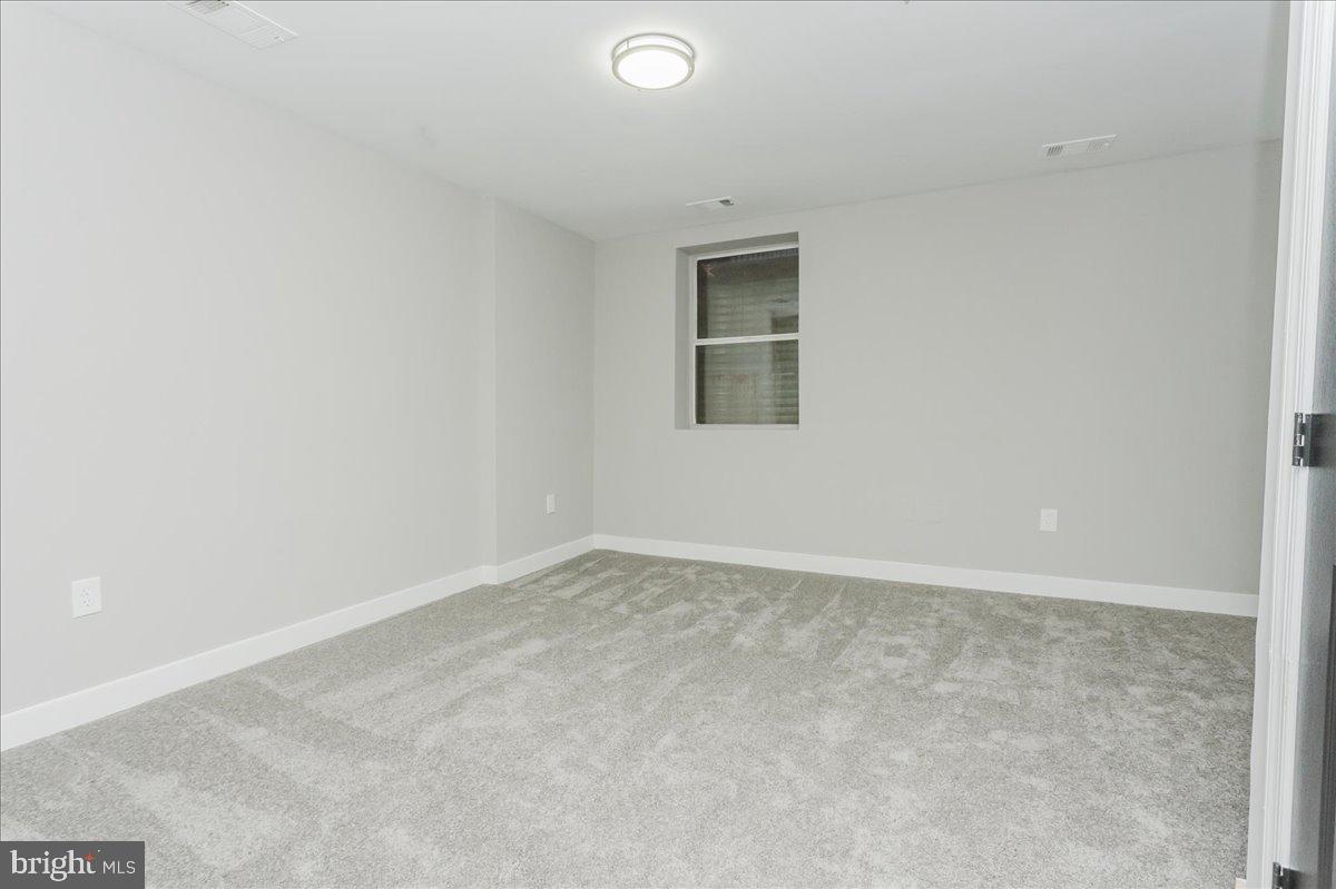 RUSSETT - Residential