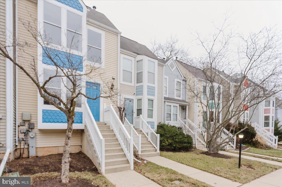 RUSSETT - Residential