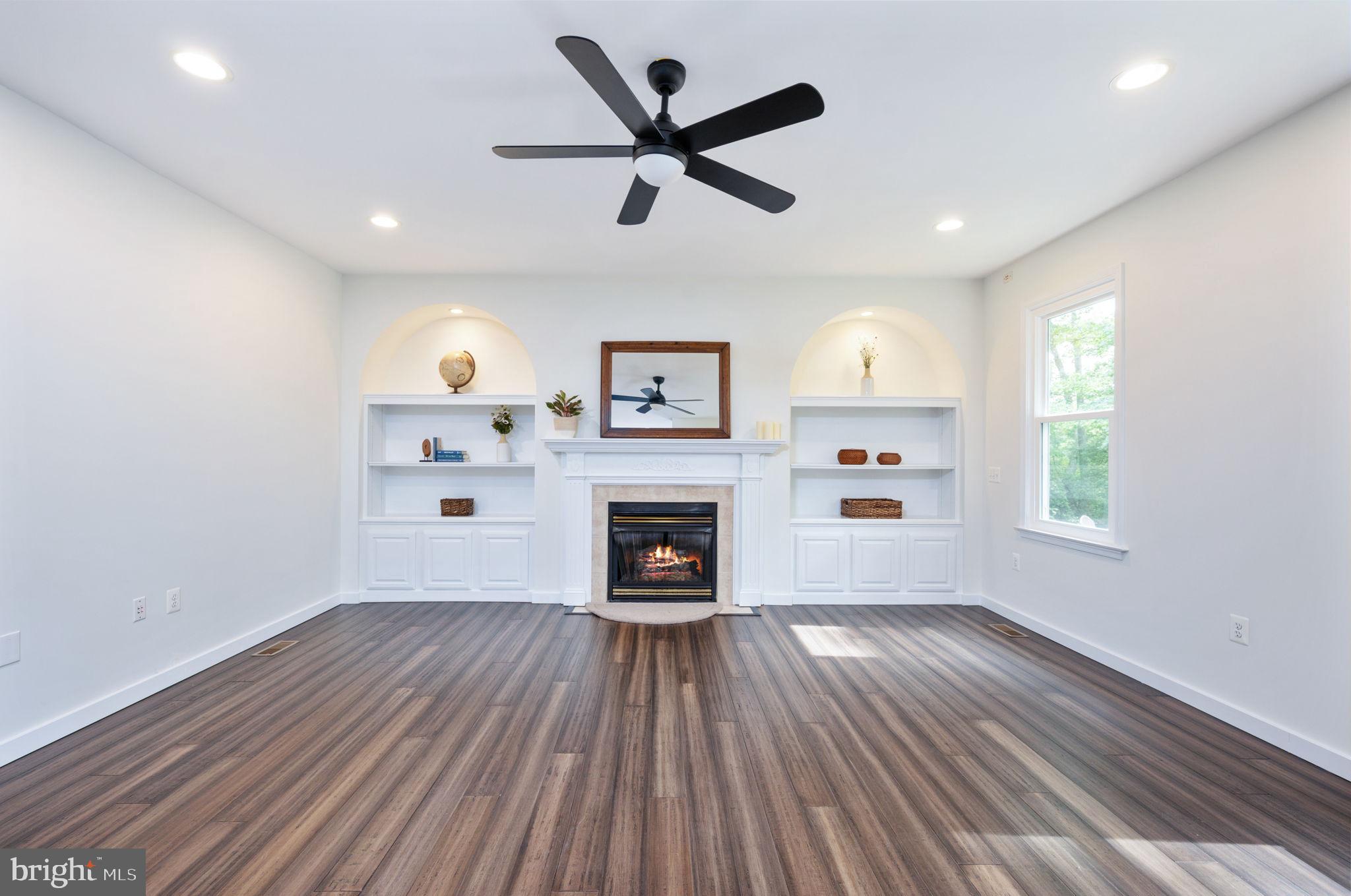 SUMMERFIELD - Residential