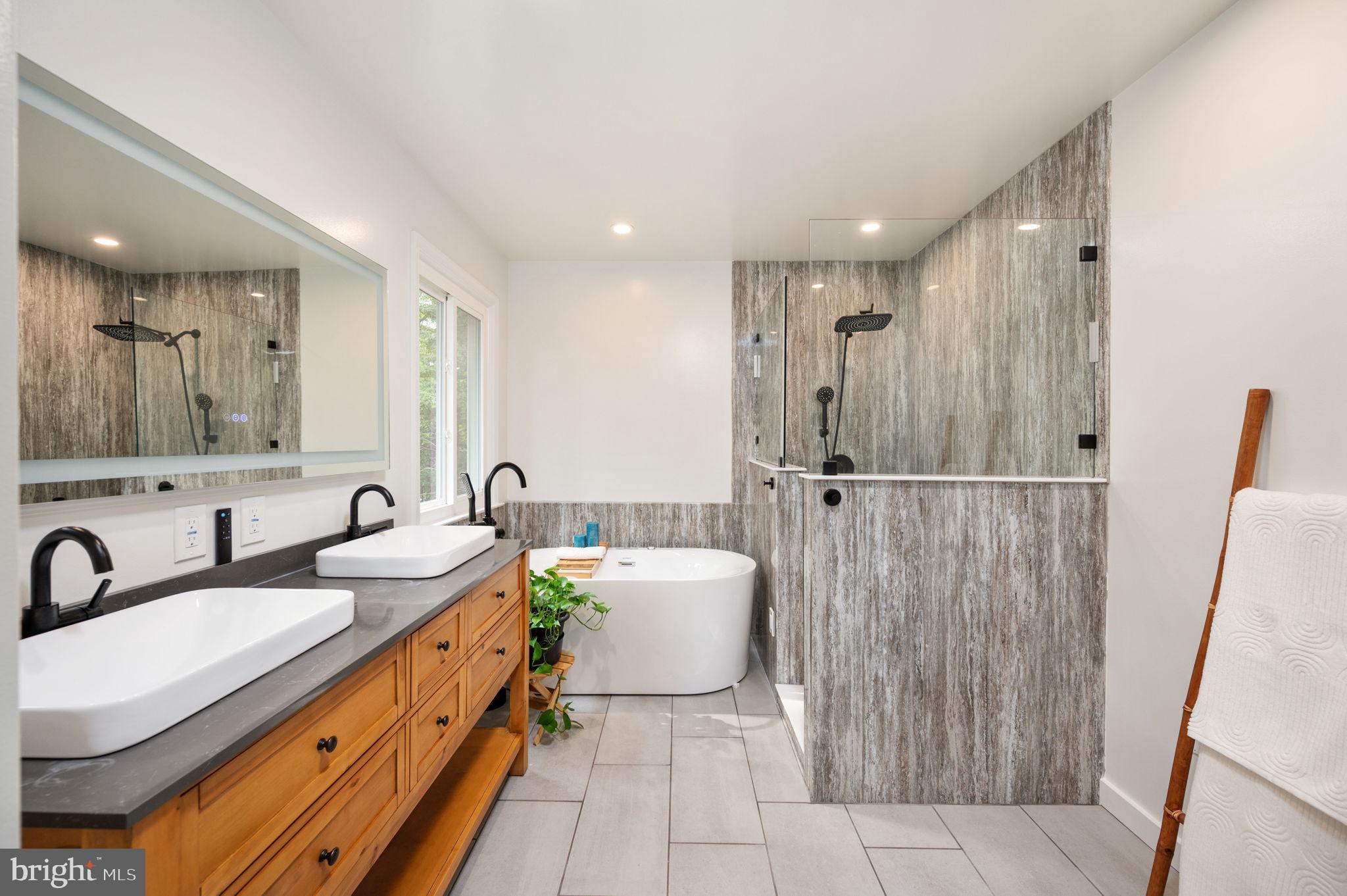 SUMMERFIELD - Residential