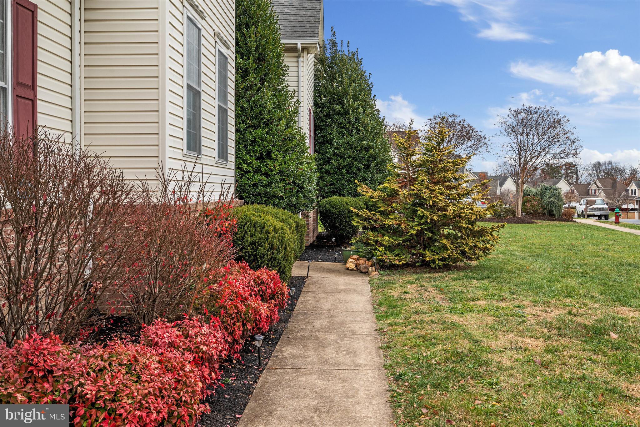 RAVENWING - Residential