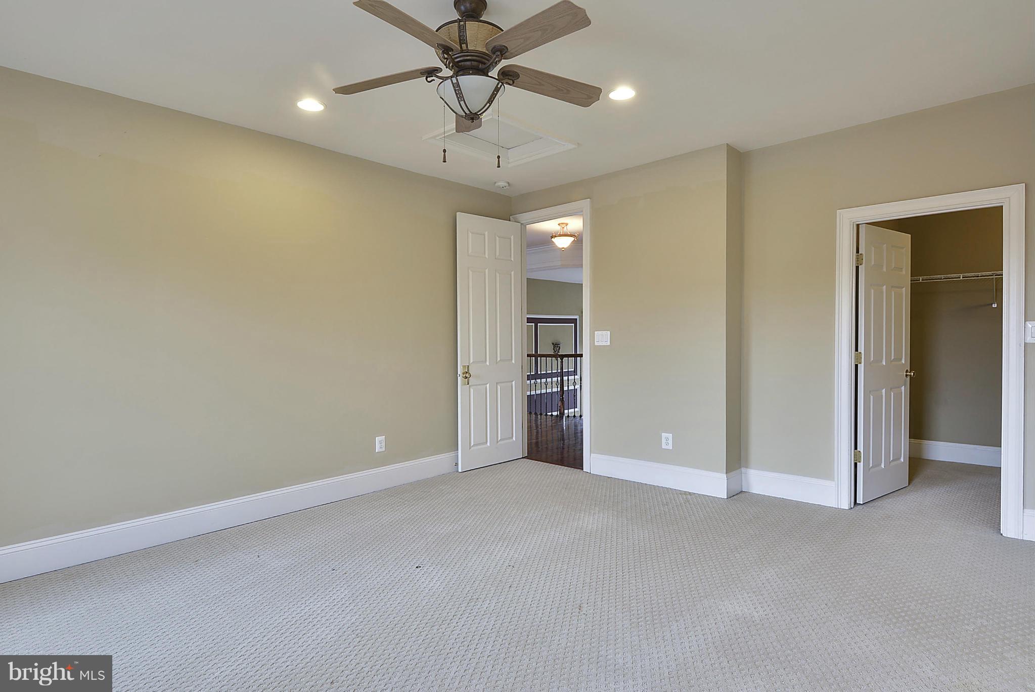 LOUDOUN VALLEY ESTATES - Residential Lease