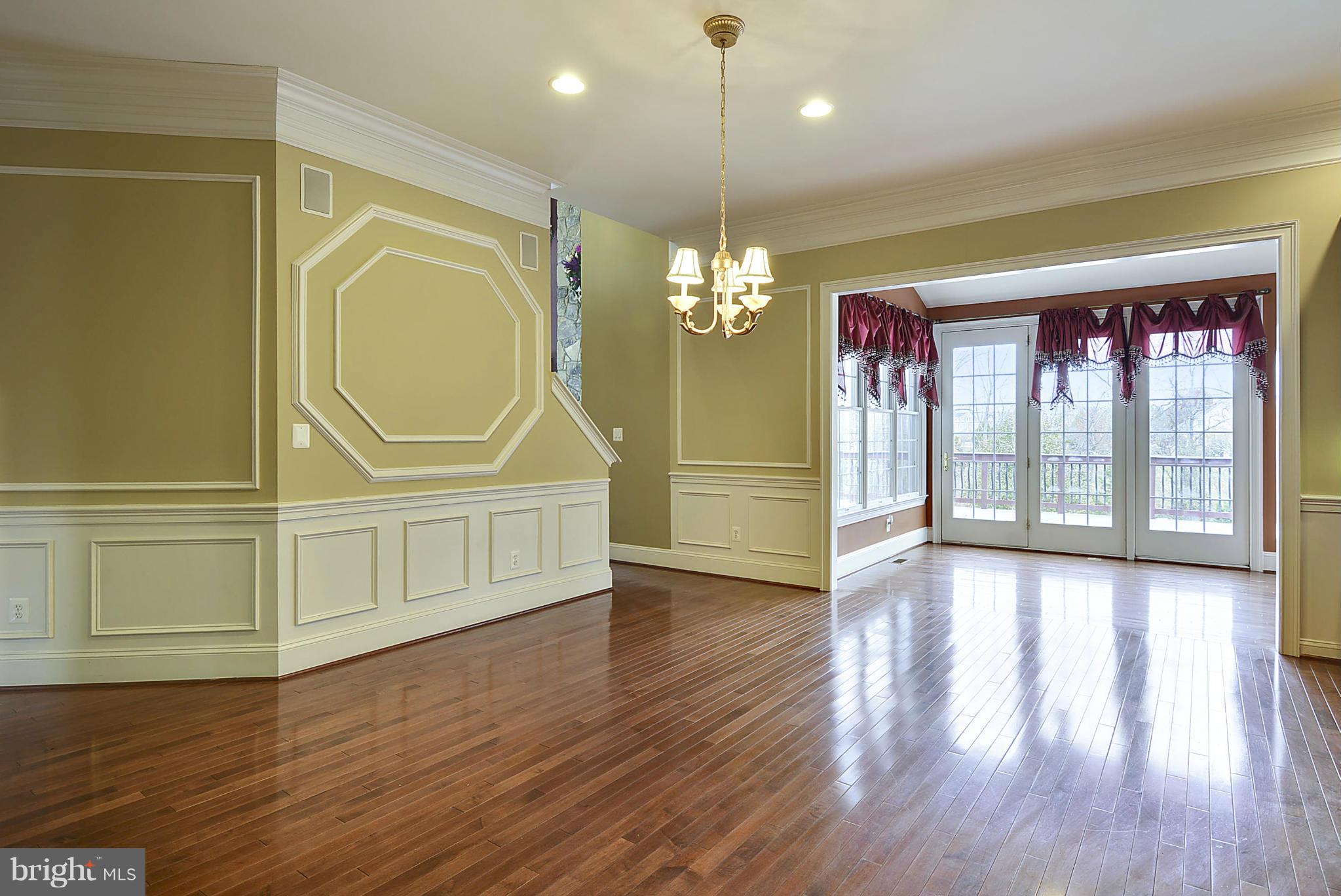 LOUDOUN VALLEY ESTATES - Residential Lease